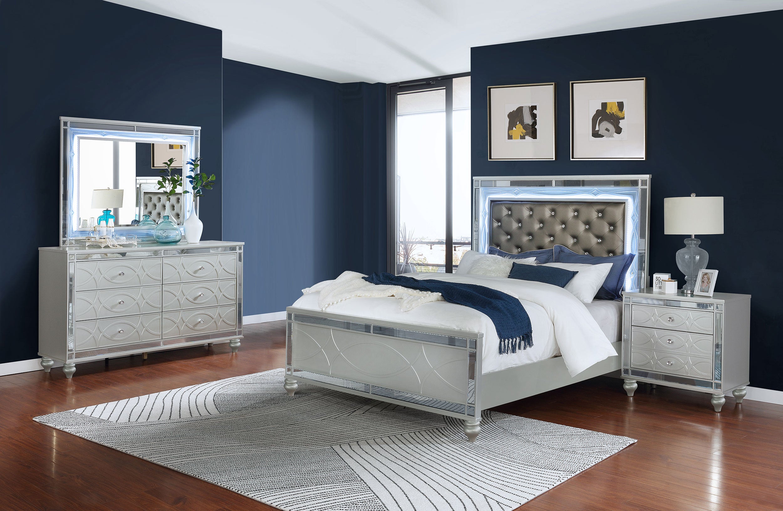 Tampa Furniture Outlet - Coaster - Gunnison 4-piece Queen Bedroom Set Silver Metallic - 223211Q-S4
