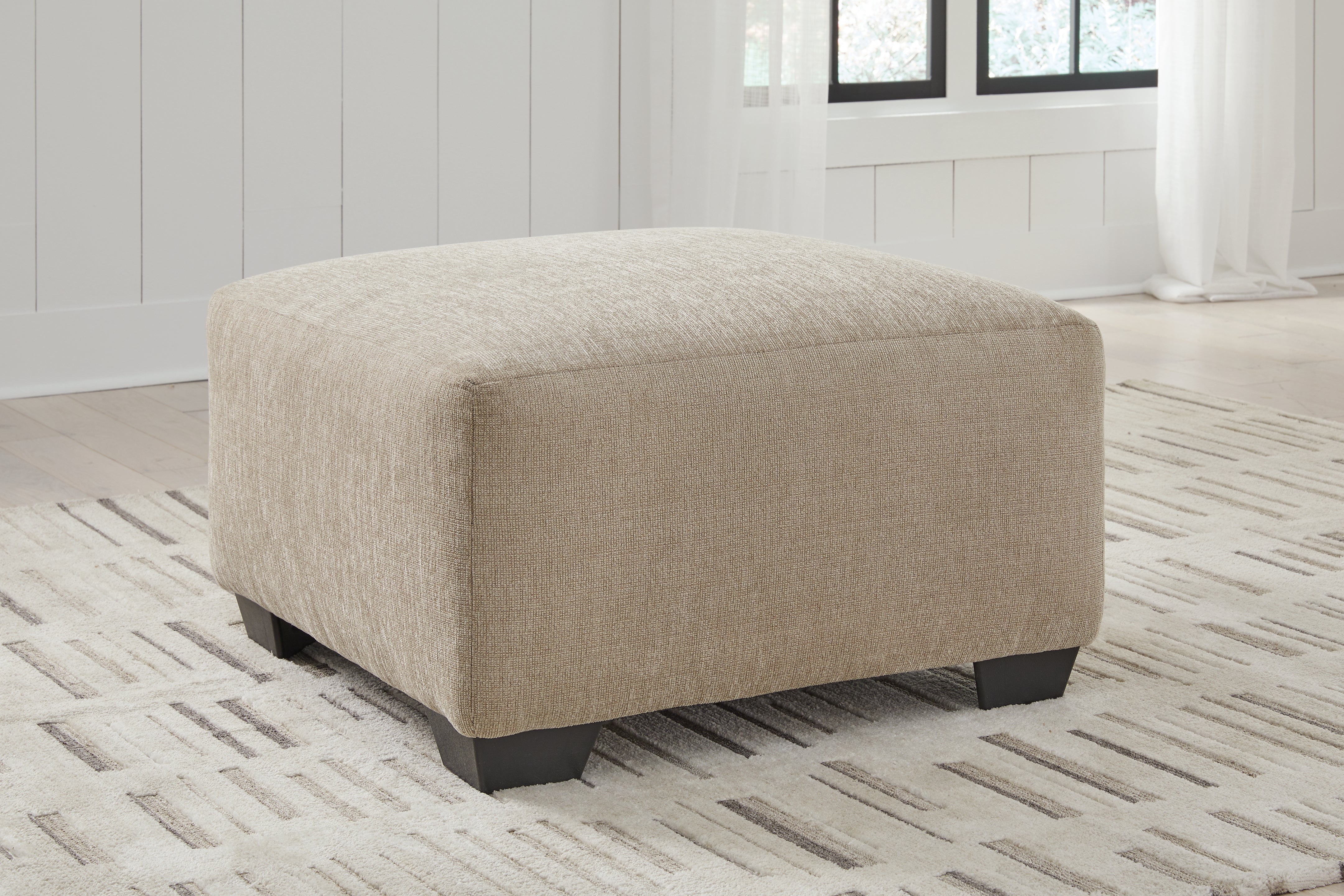 Tampa Furniture Outlet Lutz - Ashley Furniture - Brogan Bay Living Room - Oversized Accent Ottoman / Cork - 5270508