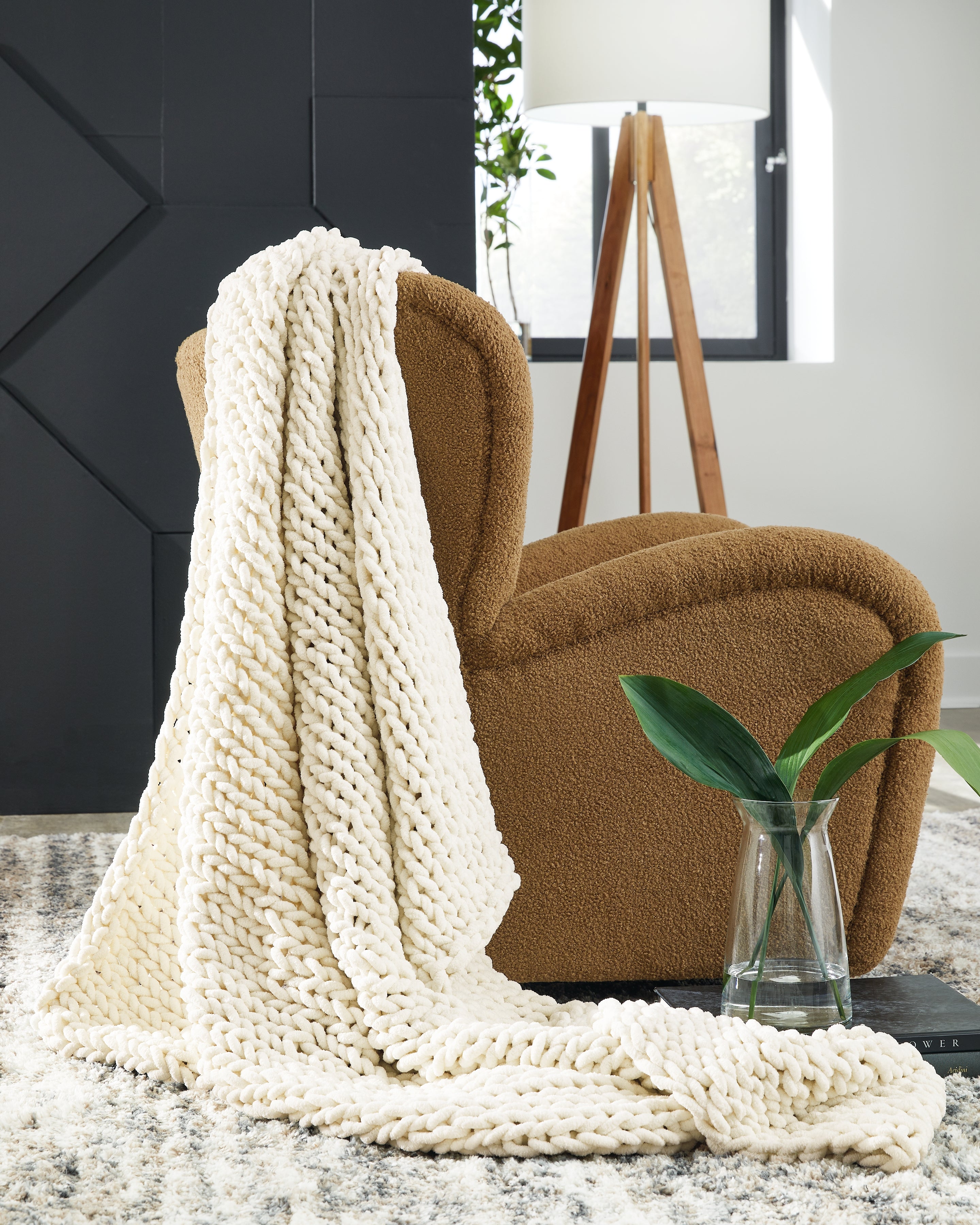 Tampa Furniture Outlet Lutz - Ashley Furniture - Chaddon Throw (Set of 3) - Throw (3/CS) / Ivory - A1001060