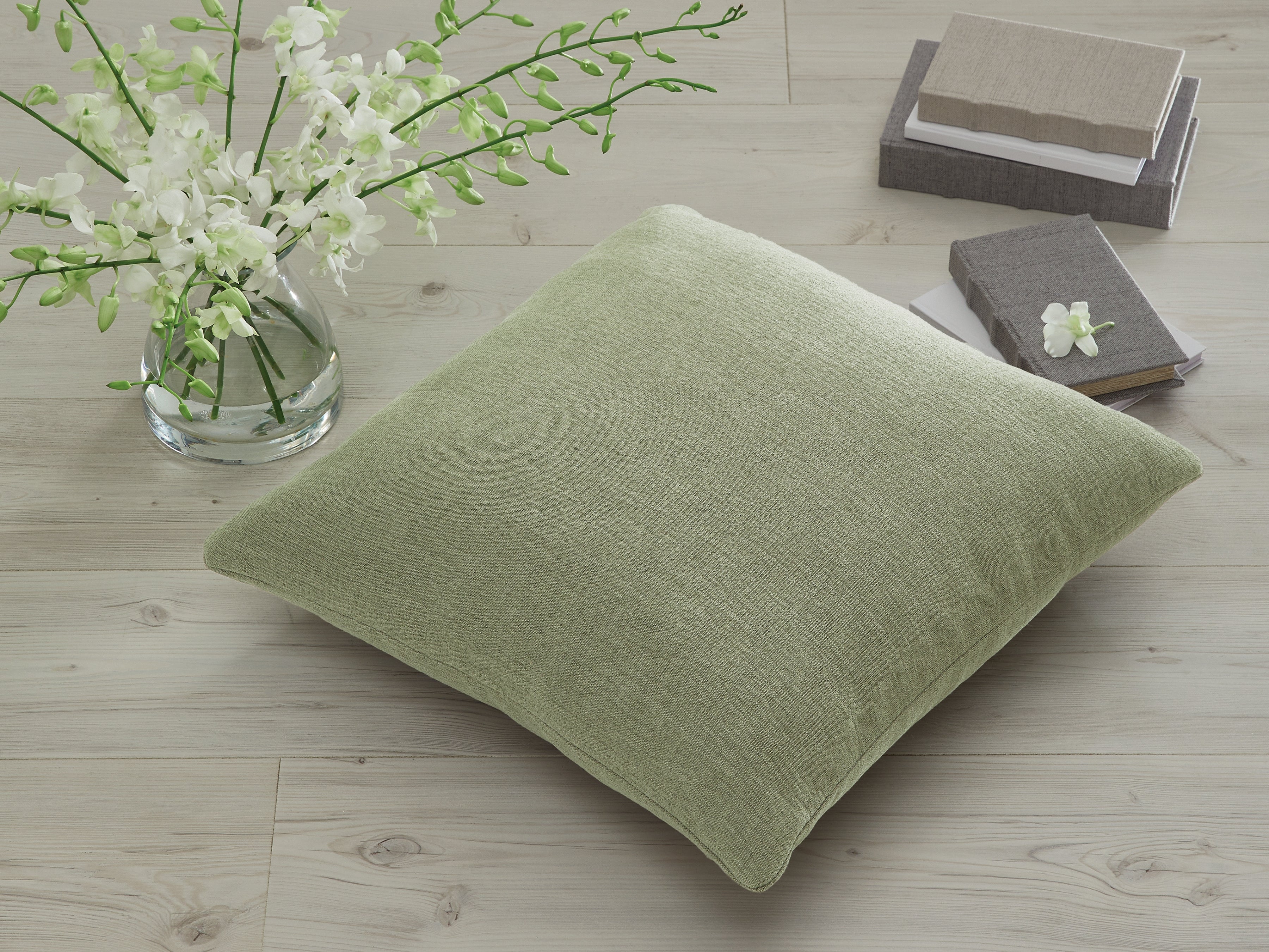 Tampa Furniture Outlet Lutz - Ashley Furniture - Brockbert Pillows - Pillow (4/CS) - A1001132