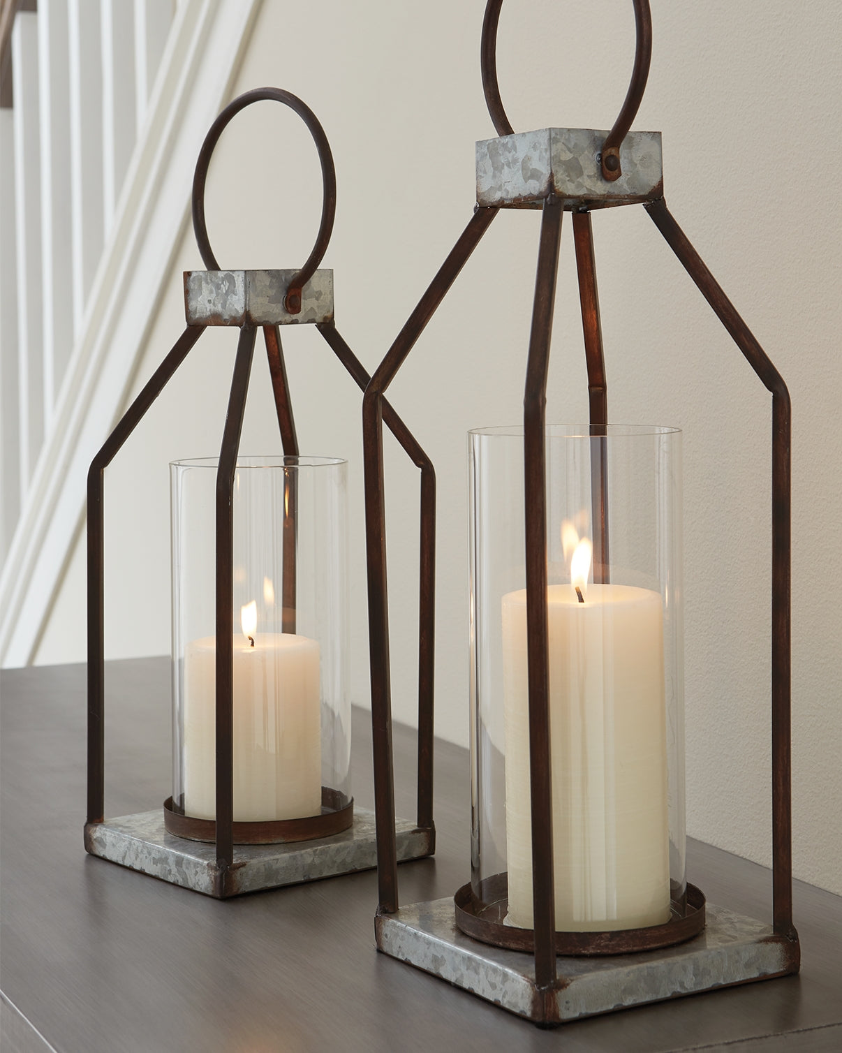 Tampa Furniture Outlet Lutz - Ashley Furniture - Diedrick Candle Holder - Lantern Set (Set of 2) / Gray/Black - A2000346