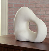 Tampa Furniture Outlet Lutz - Ashley Furniture - Arthrow Sculpture - Sculpture / Off White - A2000649