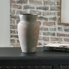 Tampa Furniture Outlet Lutz - Ashley Furniture - Brickmen Vase - Vase / Antique Gray - A2000657