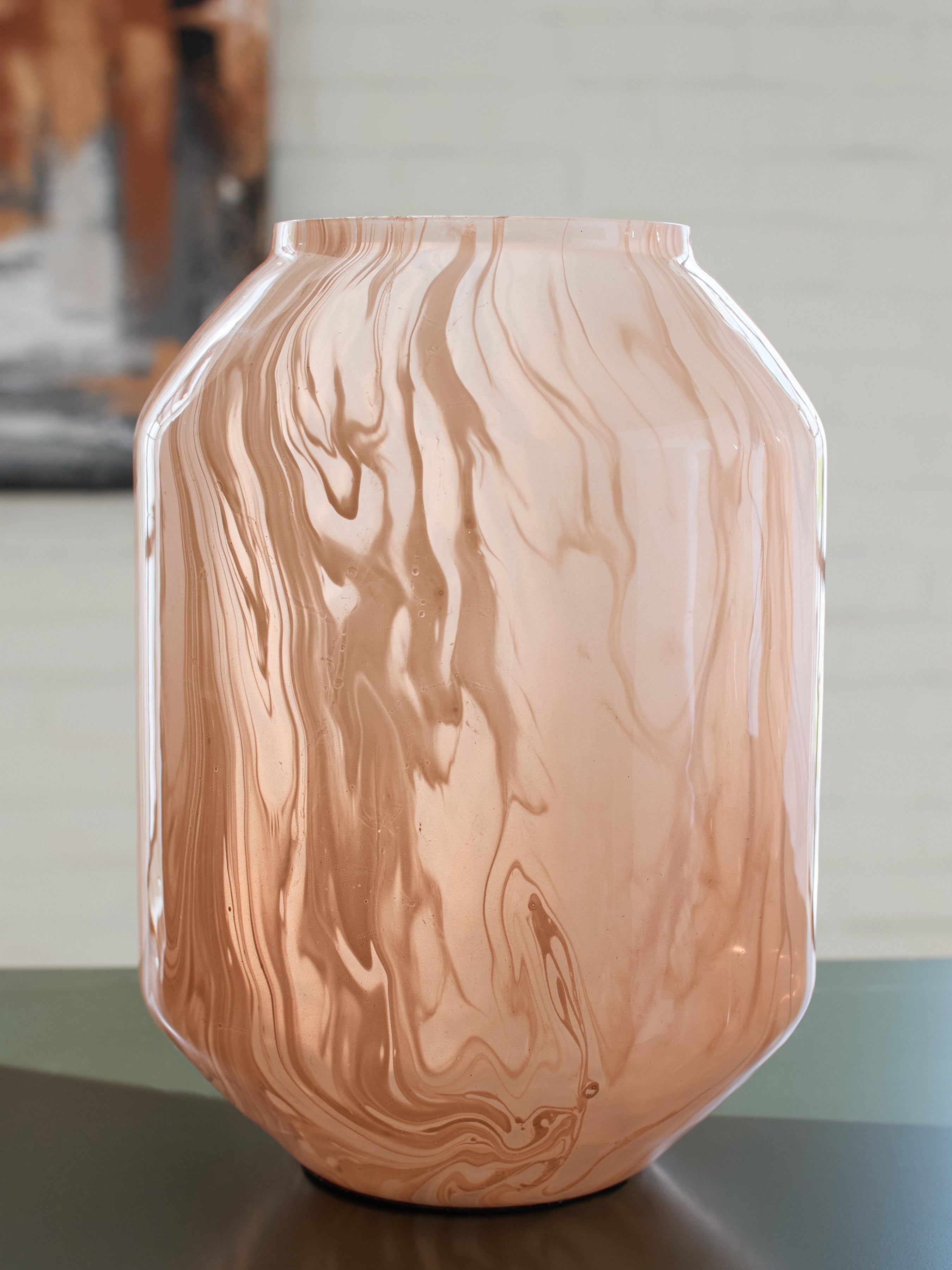 Tampa Furniture Outlet Lutz - Ashley Furniture - Dushby Vase - Vase / Blush Pink - A2000728