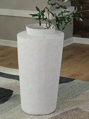 Tampa Furniture Outlet Lutz - Ashley Furniture - Flurinworth Vase - Vase - A2000768