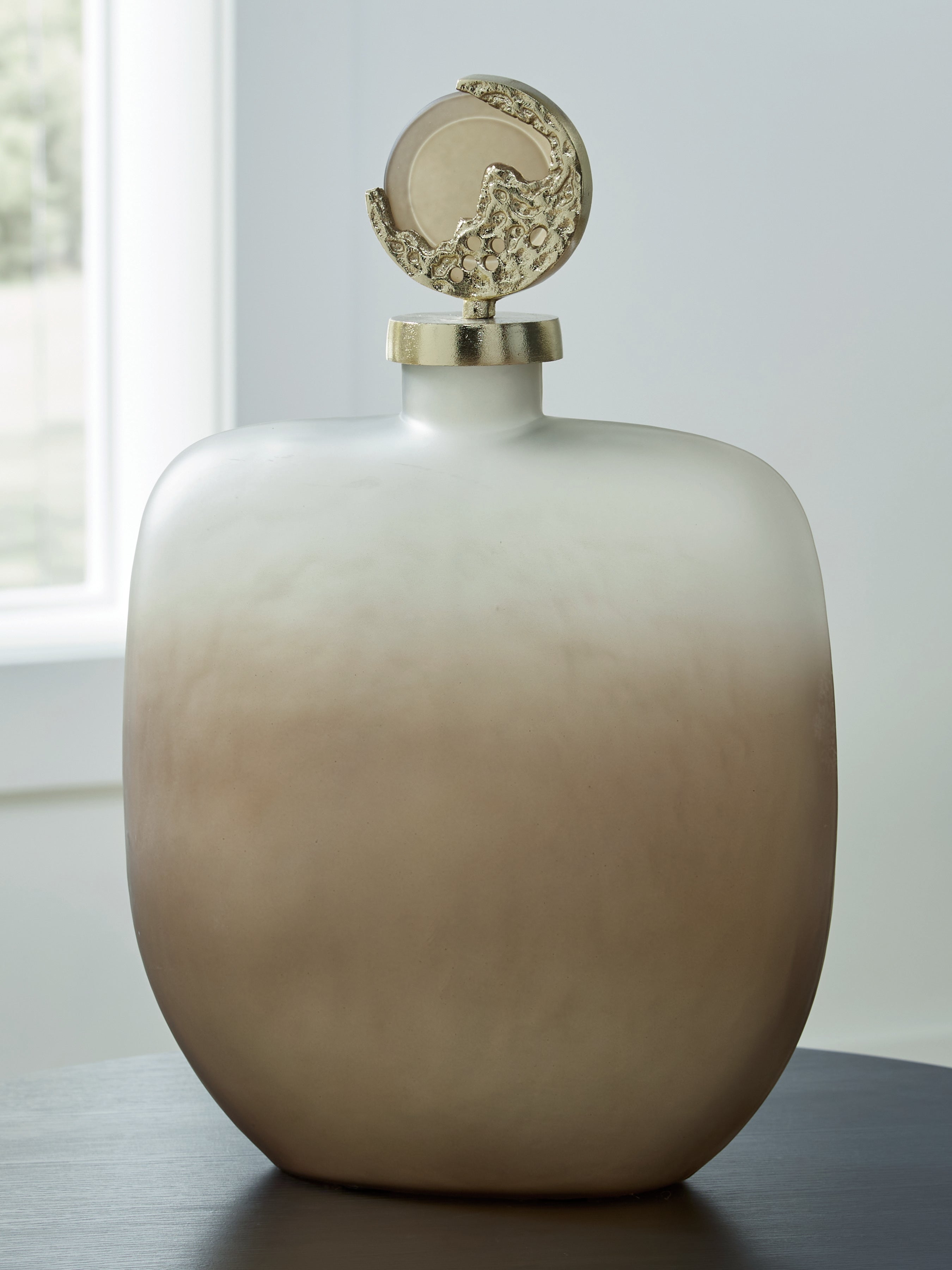 Tampa Furniture Outlet Lutz - Ashley Furniture - Acario Jar - Jar / Taupe/Gold Finish - A2000782