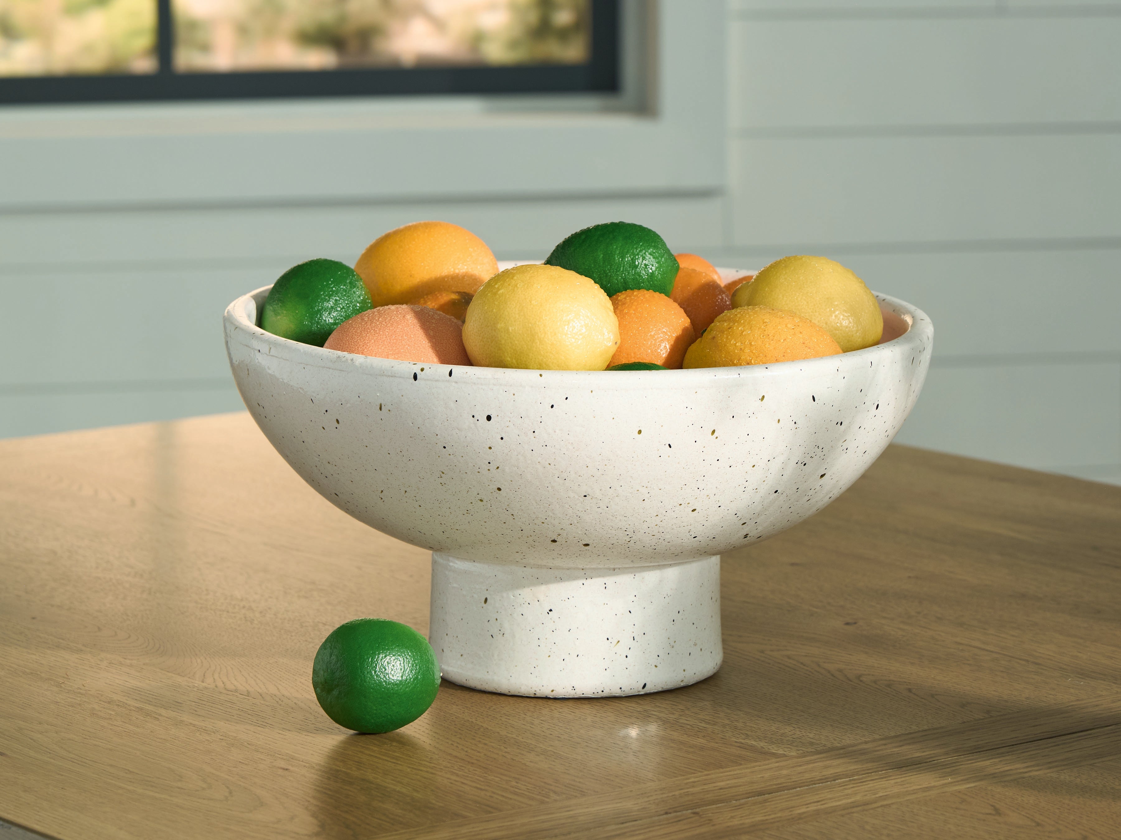 Tampa Furniture Outlet Lutz - Ashley Furniture - Dallinworth Bowl - Bowl - A2000833