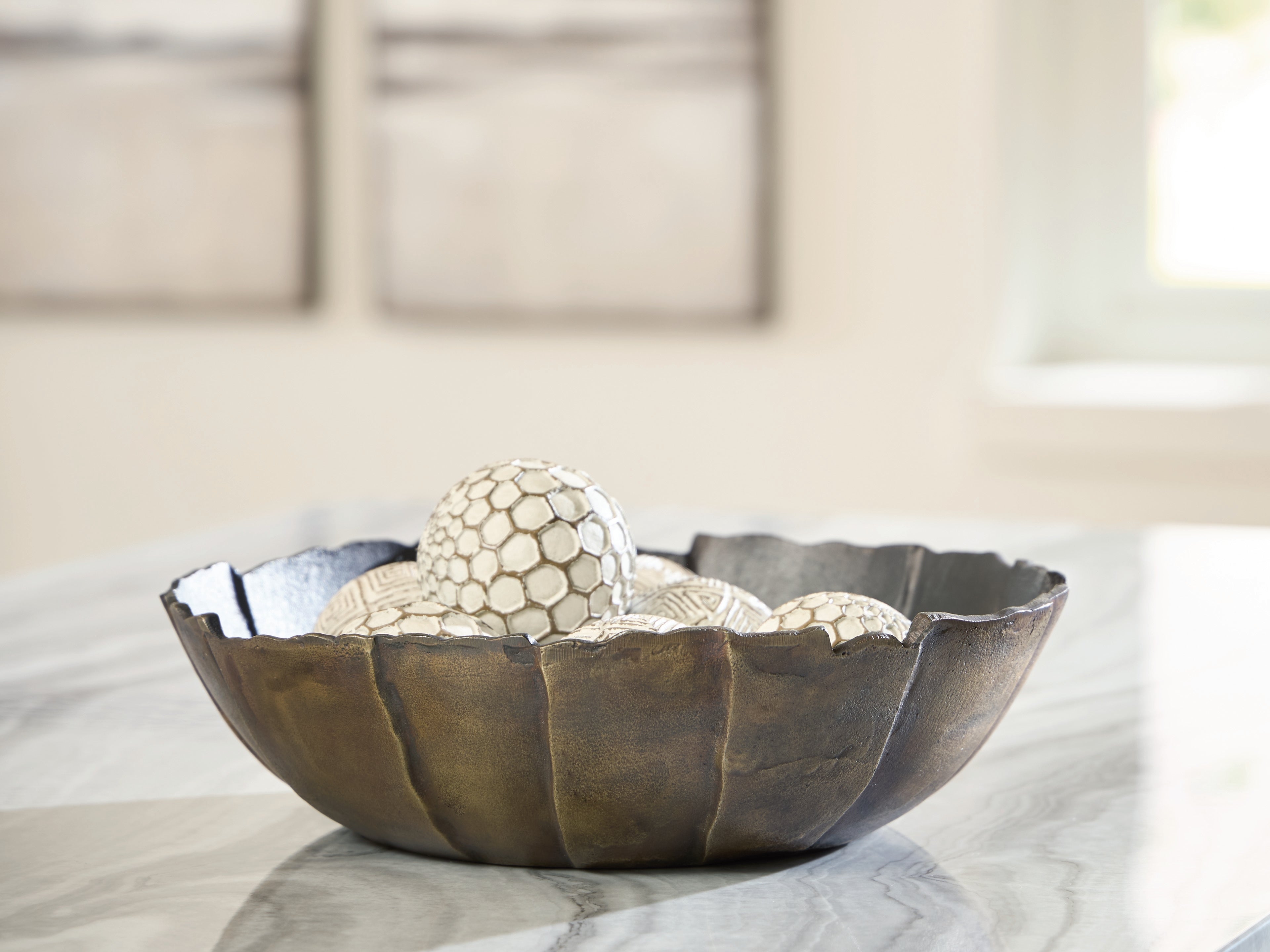 Tampa Furniture Outlet Lutz - Ashley Furniture - Aidman Bowl - Bowl - A2000895