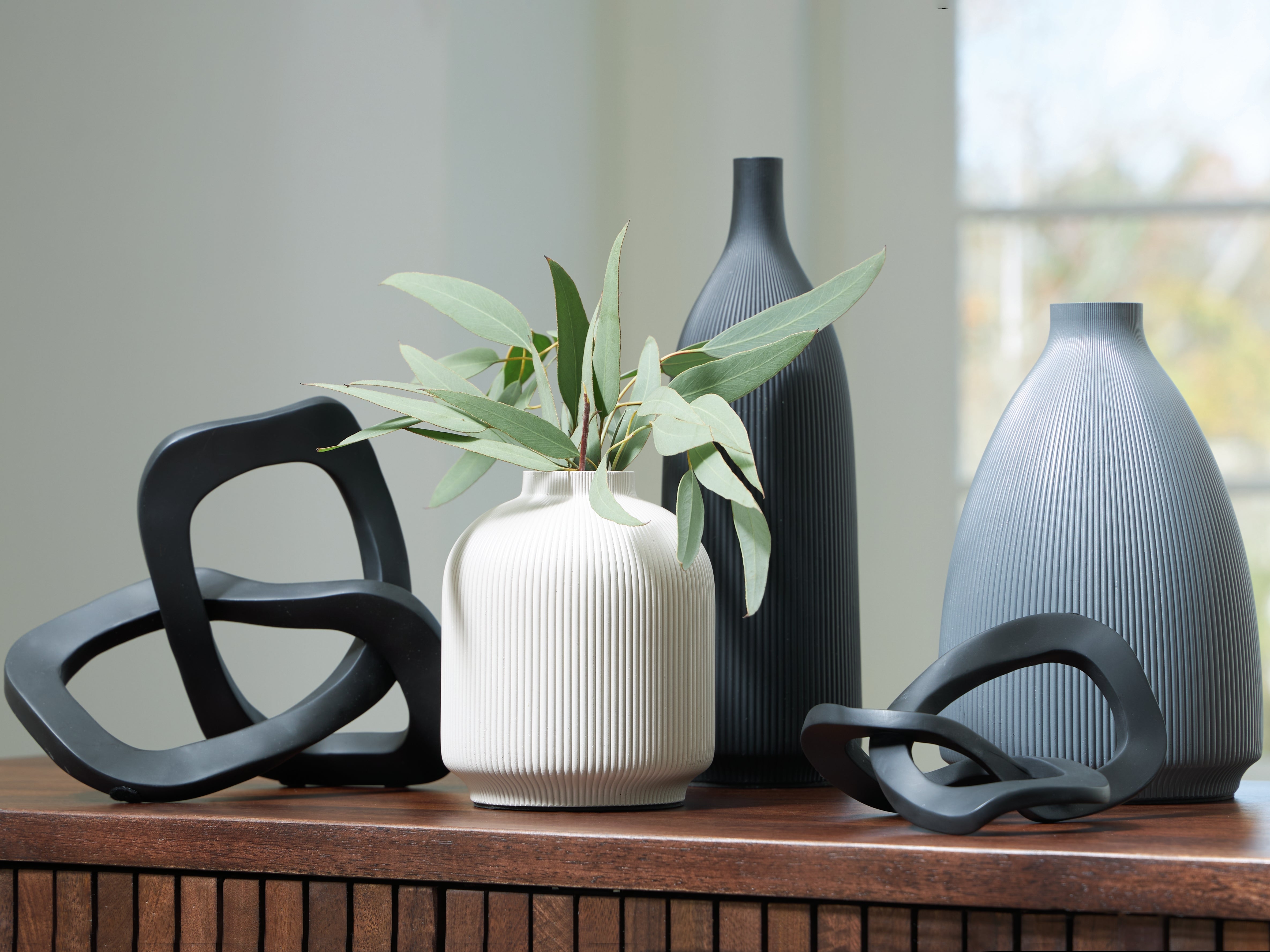 Tampa Furniture Outlet Lutz - Ashley Furniture - Leithick Accessory Set (Set of 5) - Accessory Set (5/CN) / Black/Tan/Gray - A2C00211