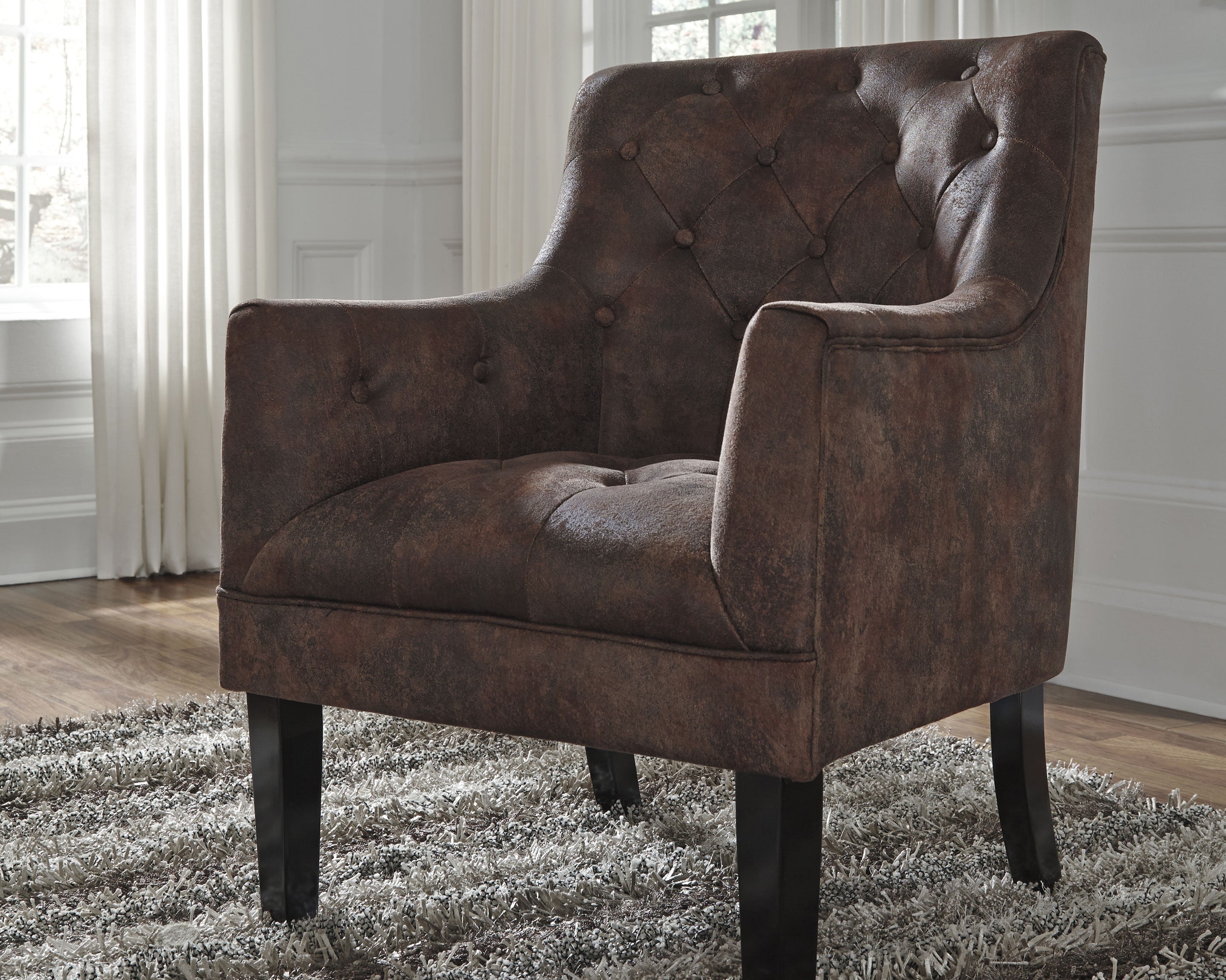 Tampa Furniture Outlet Lutz - Ashley Furniture - Drakelle Accent Chair - Accent Chair / Mahogany - A3000051