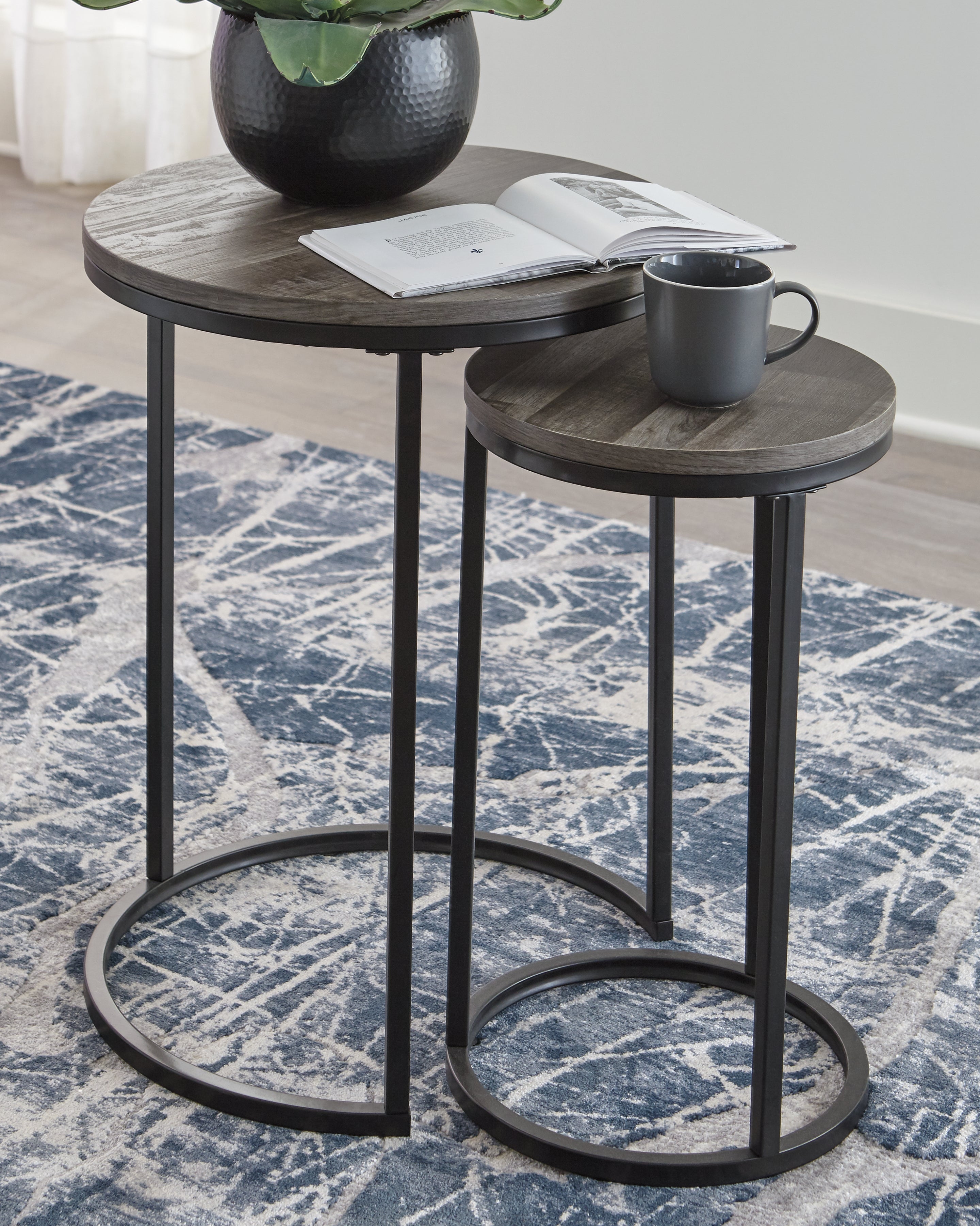 Tampa Furniture Outlet Lutz - Ashley Furniture - Briarsboro Accent Table (Set of 2) - Accent Table Set (Set of 2) / Black/Gray - A4000231
