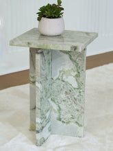 Tampa Furniture Outlet Lutz - Ashley Furniture - Deaconwell Accent Table - Accent Table / White/Green - A4000648