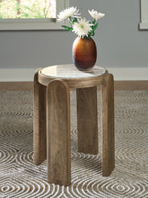 Tampa Furniture Outlet Lutz - Ashley Furniture - Gavrilley Accent Table - Accent Table - A4000722