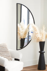 Tampa Furniture Outlet Lutz - Ashley Furniture - Denlow Mirror - Accent Mirror / Black - A8010333