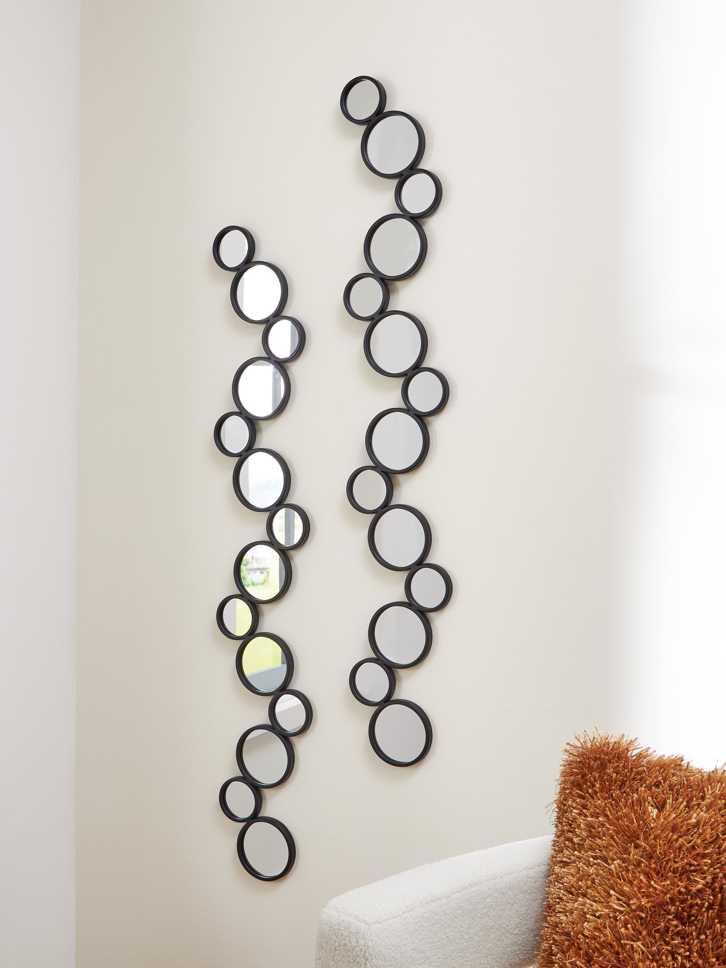 Tampa Furniture Outlet Lutz - Ashley Furniture - Vinler Mirror - Accent Mirror Set (Set of 2) / Black - A8010353