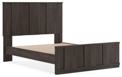 Shaehartin Bedroom