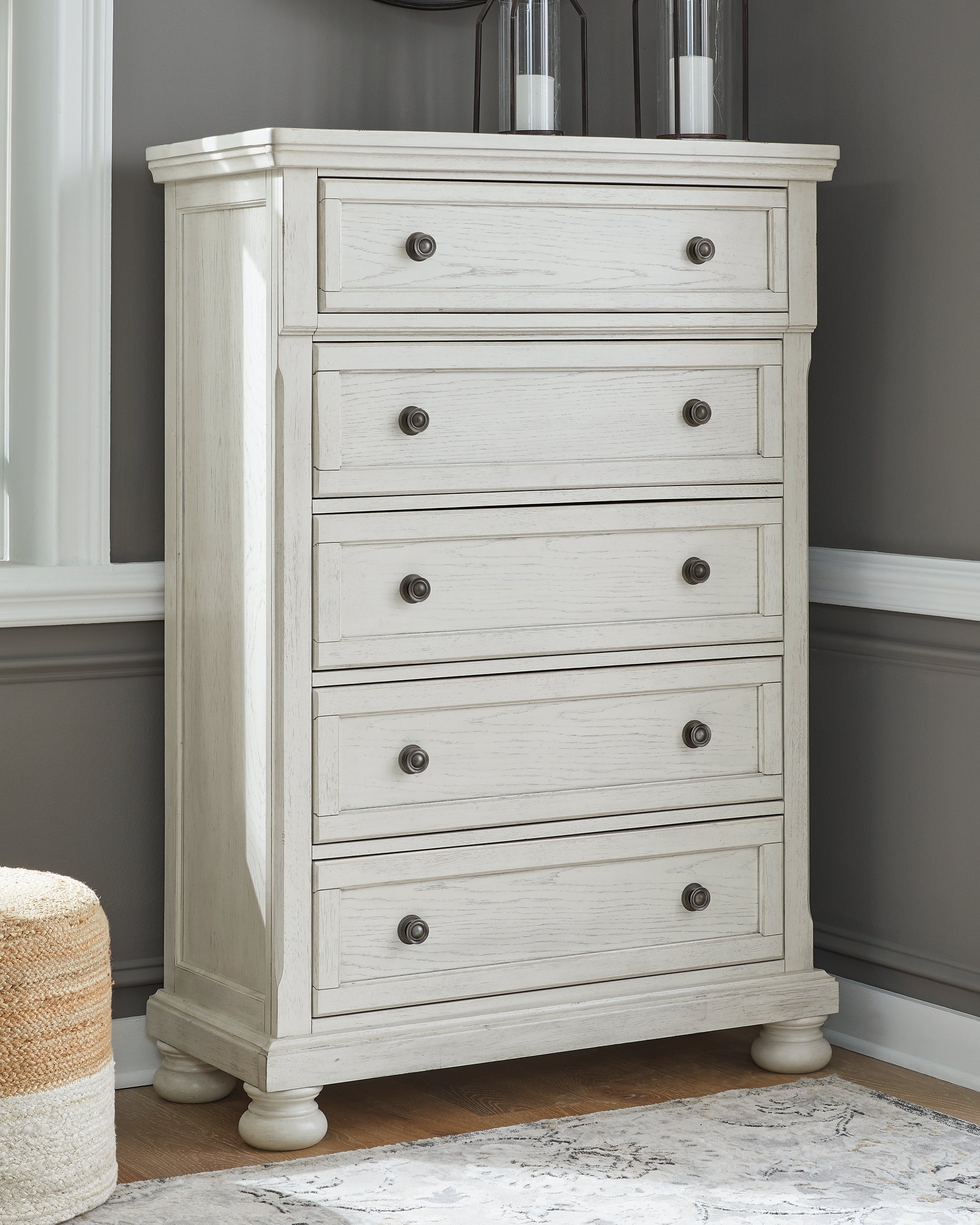 Tampa Furniture Outlet Lutz - Ashley Furniture - Robbinsdale Bedroom - Five Drawer Chest / Antique White - B742-46