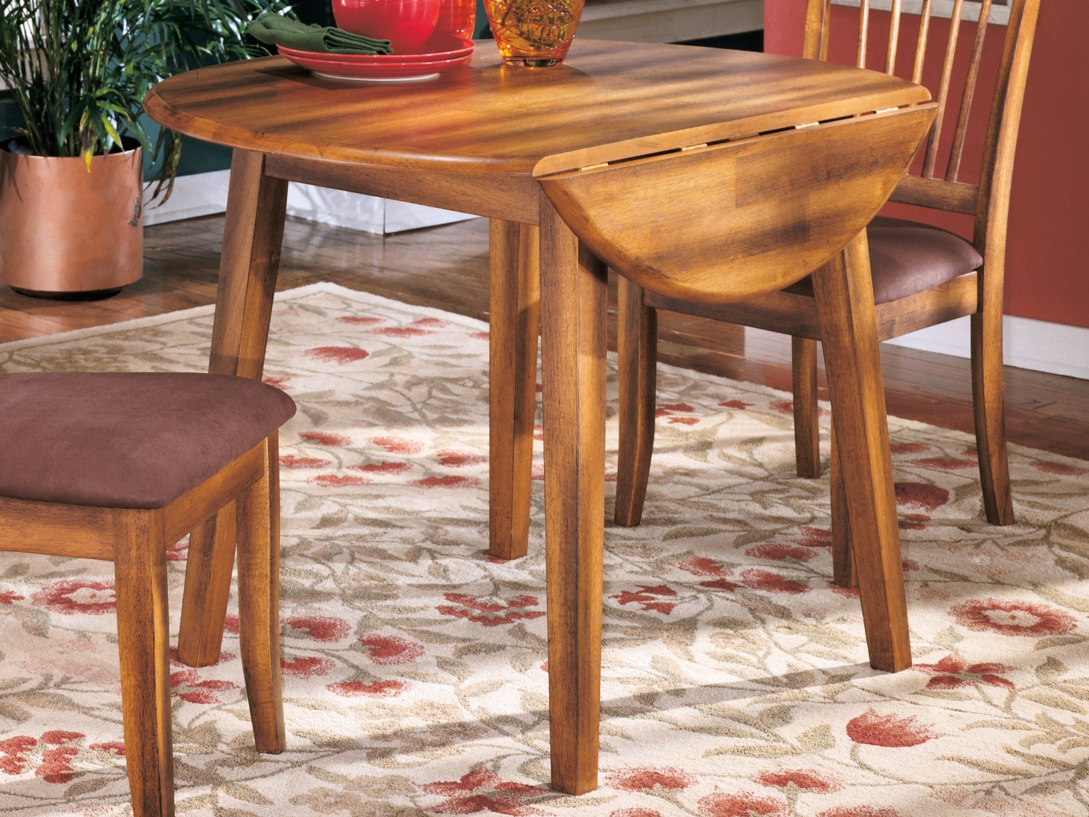 Tampa Furniture Outlet Lutz - Ashley Furniture - Berringer Dining Room - Round DRM Drop Leaf Table / Rustic Brown - D199-15