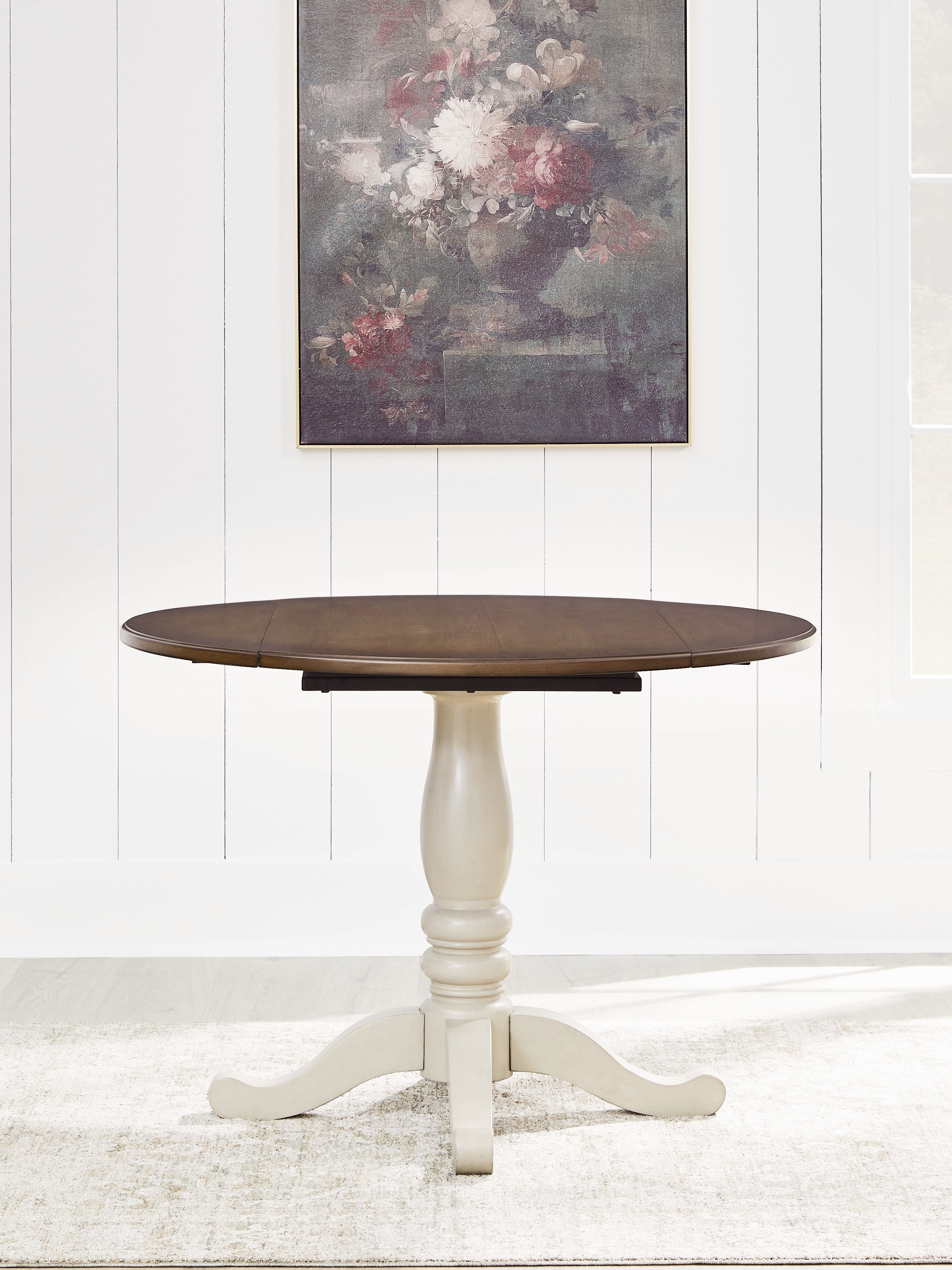 Tampa Furniture Outlet Lutz - Ashley Furniture - Wirloni Dining Room - Round DRM Drop Leaf Table - PCD616-15