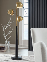 Tampa Furniture Outlet Lutz - Ashley Furniture - Sorcha Lighting - Metal Floor Lamp (1/CN) - L206111
