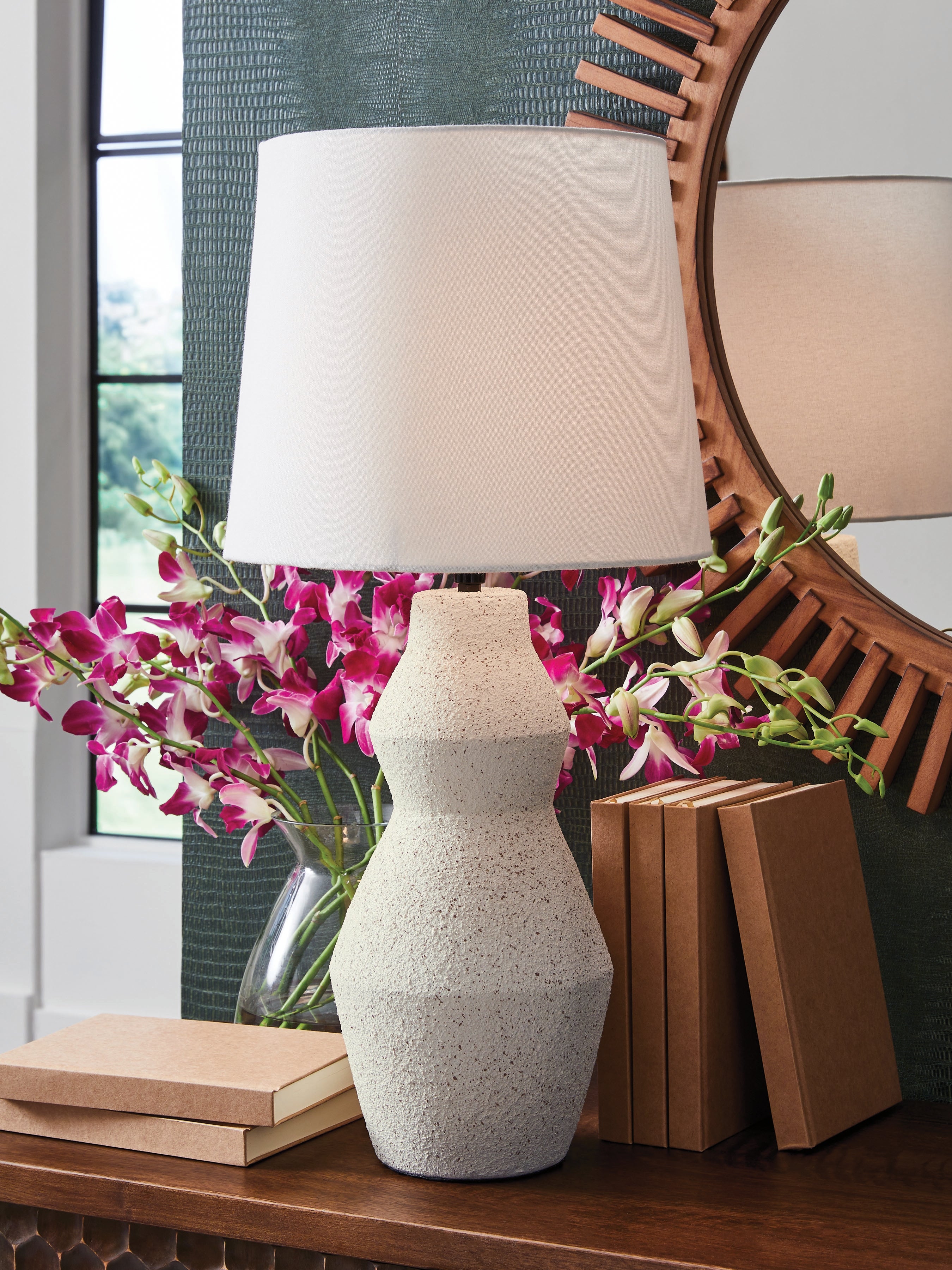 Tampa Furniture Outlet Lutz - Ashley Furniture - Dawthorne Lighting - Paper Table Lamp (1/CN) - L236034