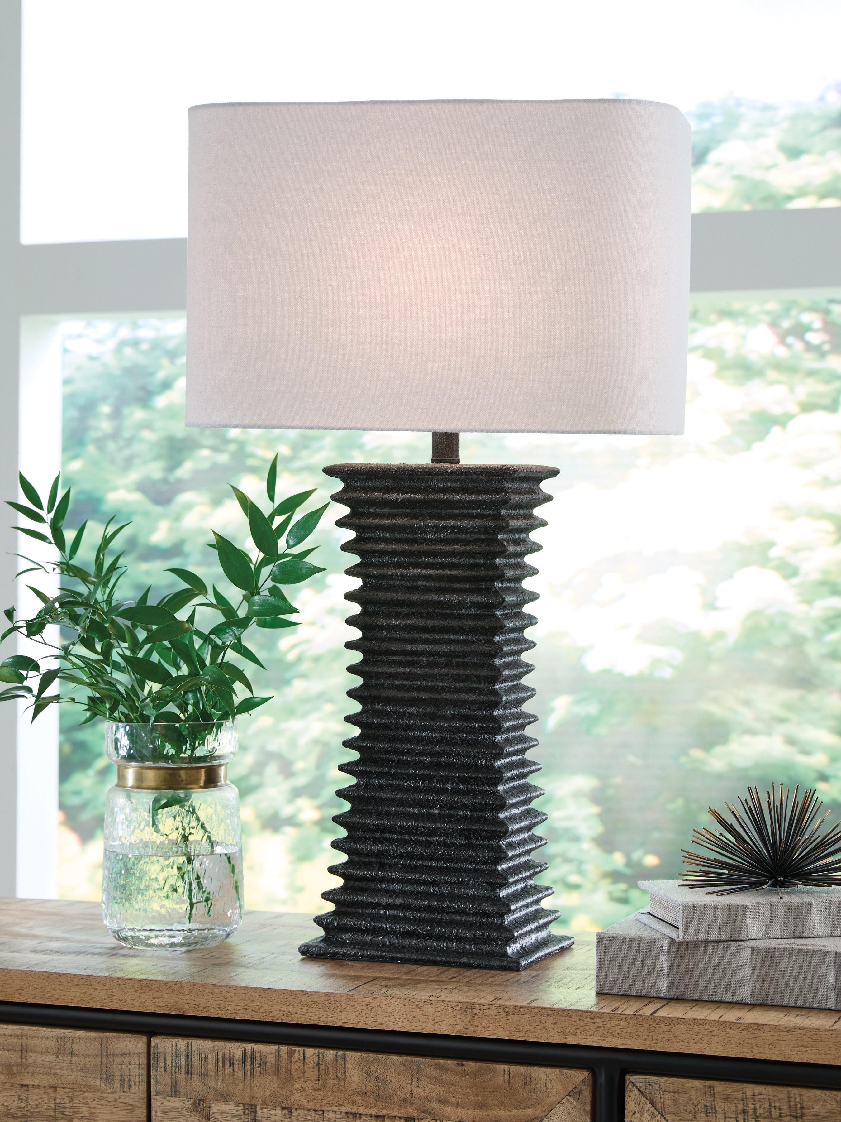 Tampa Furniture Outlet Lutz - Ashley Furniture - Golzar Lighting - Poly Table Lamp (1/CN) - L236094