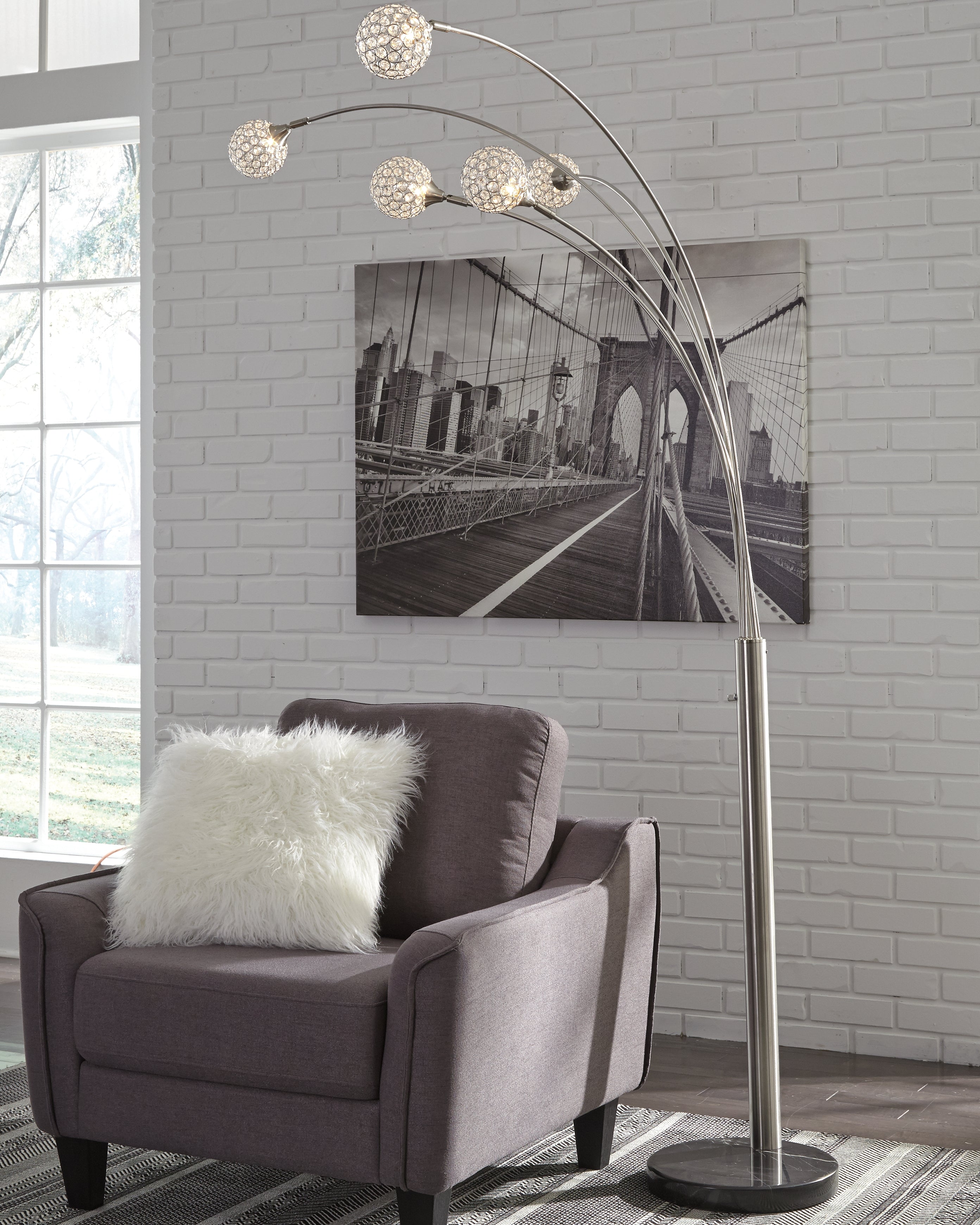 Tampa Furniture Outlet Lutz - Ashley Furniture - Winter Lighting - Metal Arc Lamp (1/CN) / Silver Finish - L725089
