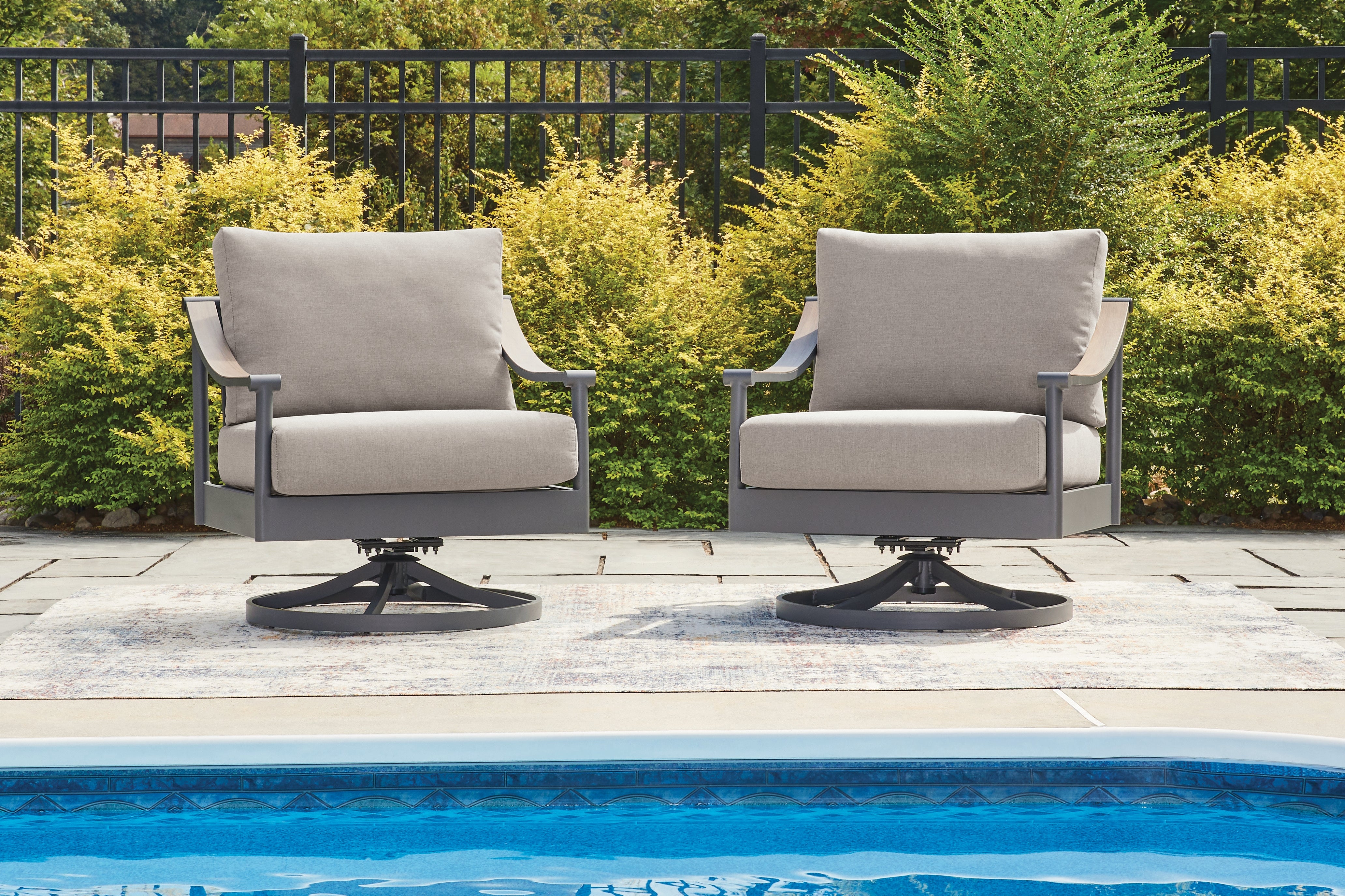 Tampa Furniture Outlet Lutz - Ashley Furniture - Ocean Beach Outdoor - Swivel Lounge w/ Cushion - PCP510-821