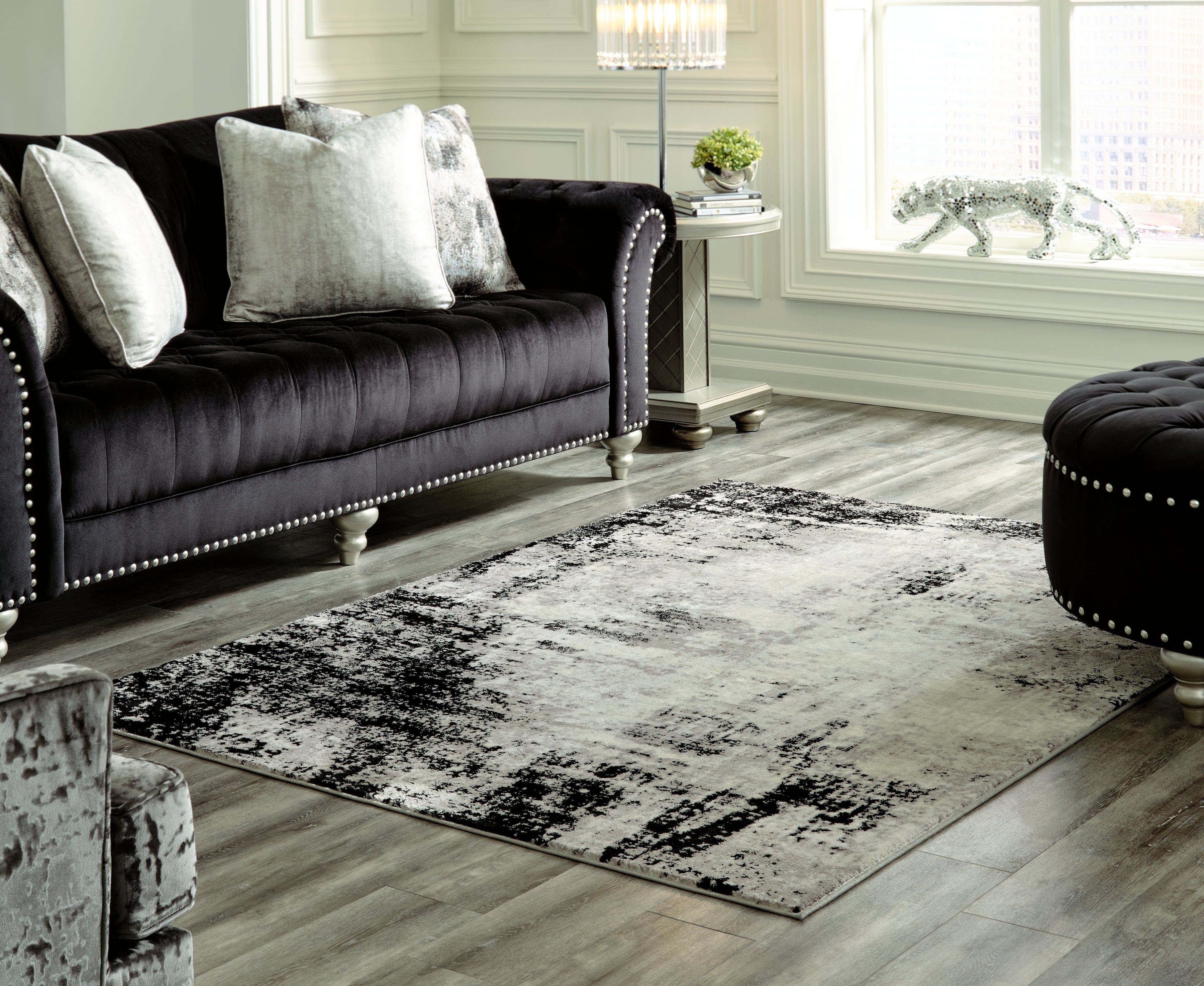 Tampa Furniture Outlet Lutz - Ashley Furniture - Zekeman Rug - 7'10" x 10' Rug / Black/Cream/Gray - R404921