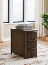 Tampa Furniture Outlet Lutz - Ashley Furniture - Camdill Chairside End Table - Chair Side End Table - T208-217
