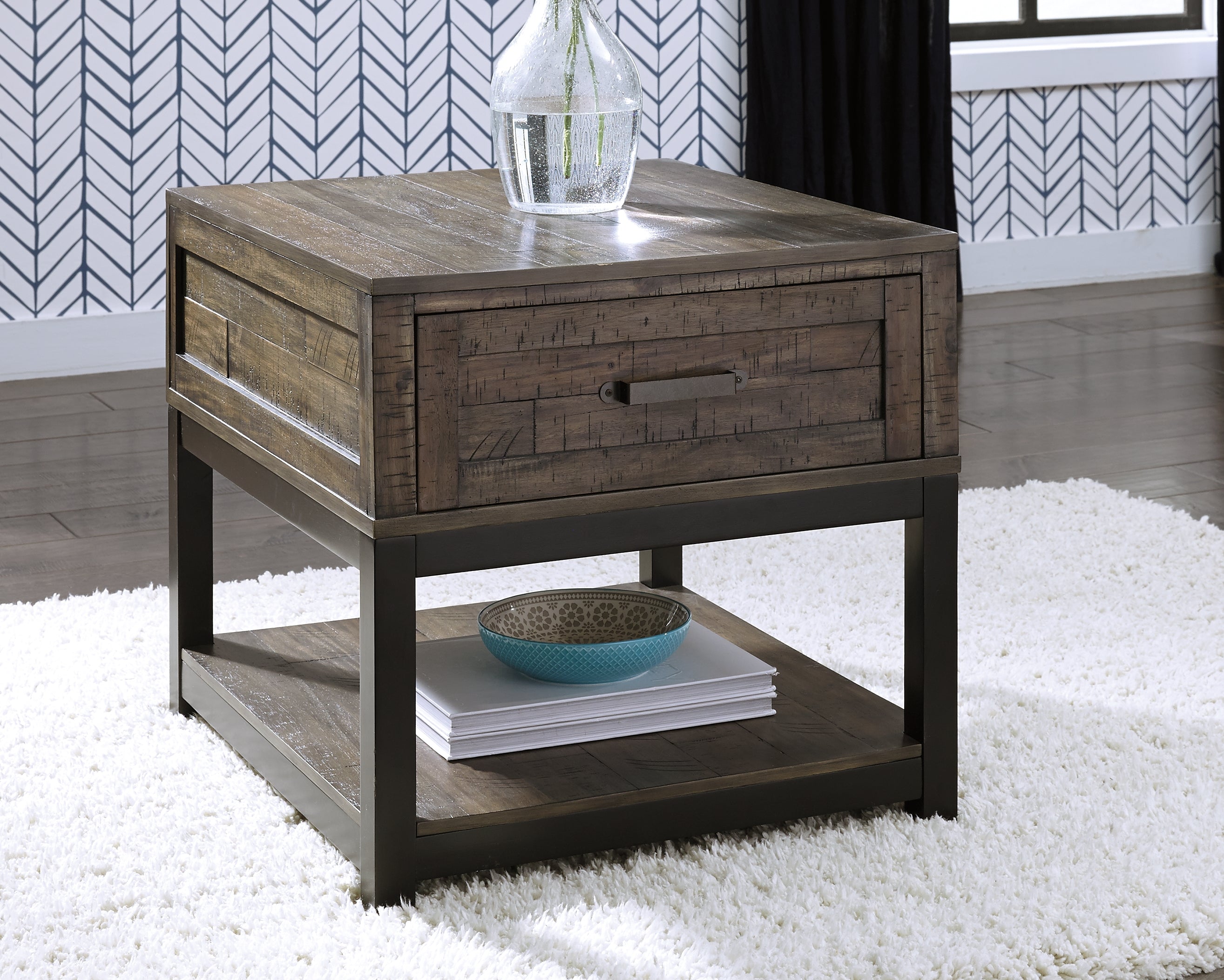 Tampa Furniture Outlet Lutz - Ashley Furniture - Johurst End Table - Rectangular End Table / Grayish Brown - T444-3