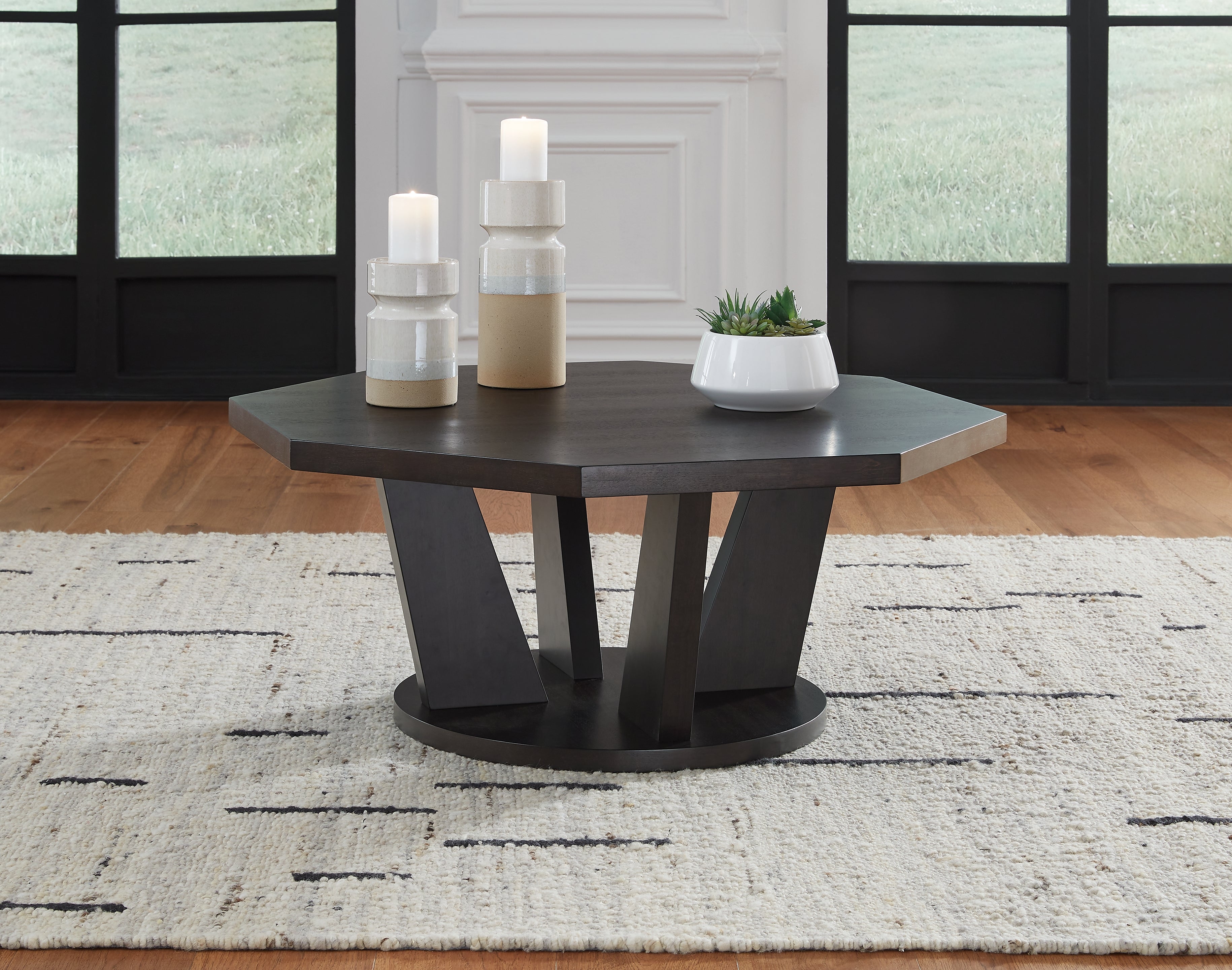 Tampa Furniture Outlet Lutz - Ashley Furniture - Chasinfield Coffee Table - Octagon Cocktail Table / Dark Brown - T458-8