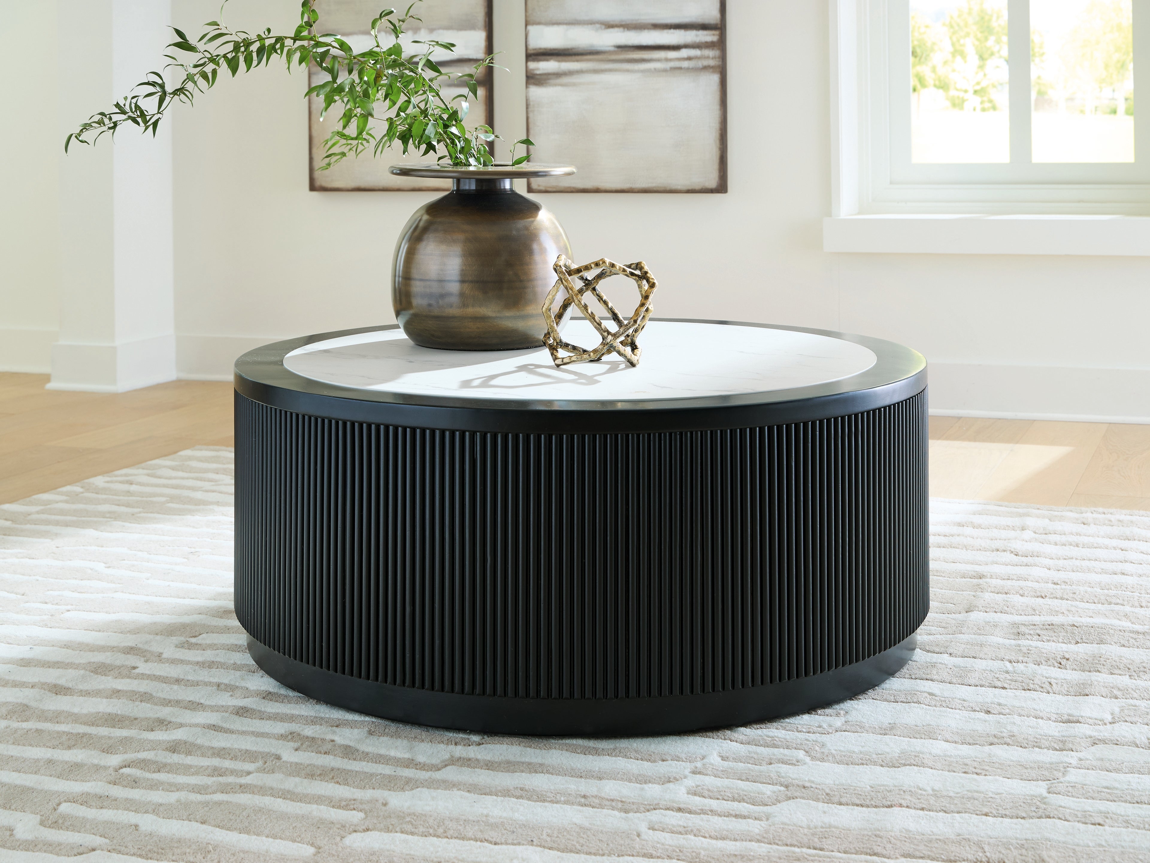 Tampa Furniture Outlet Lutz - Ashley Furniture - Grayman Coffee Table - Round Cocktail Table - T650-8