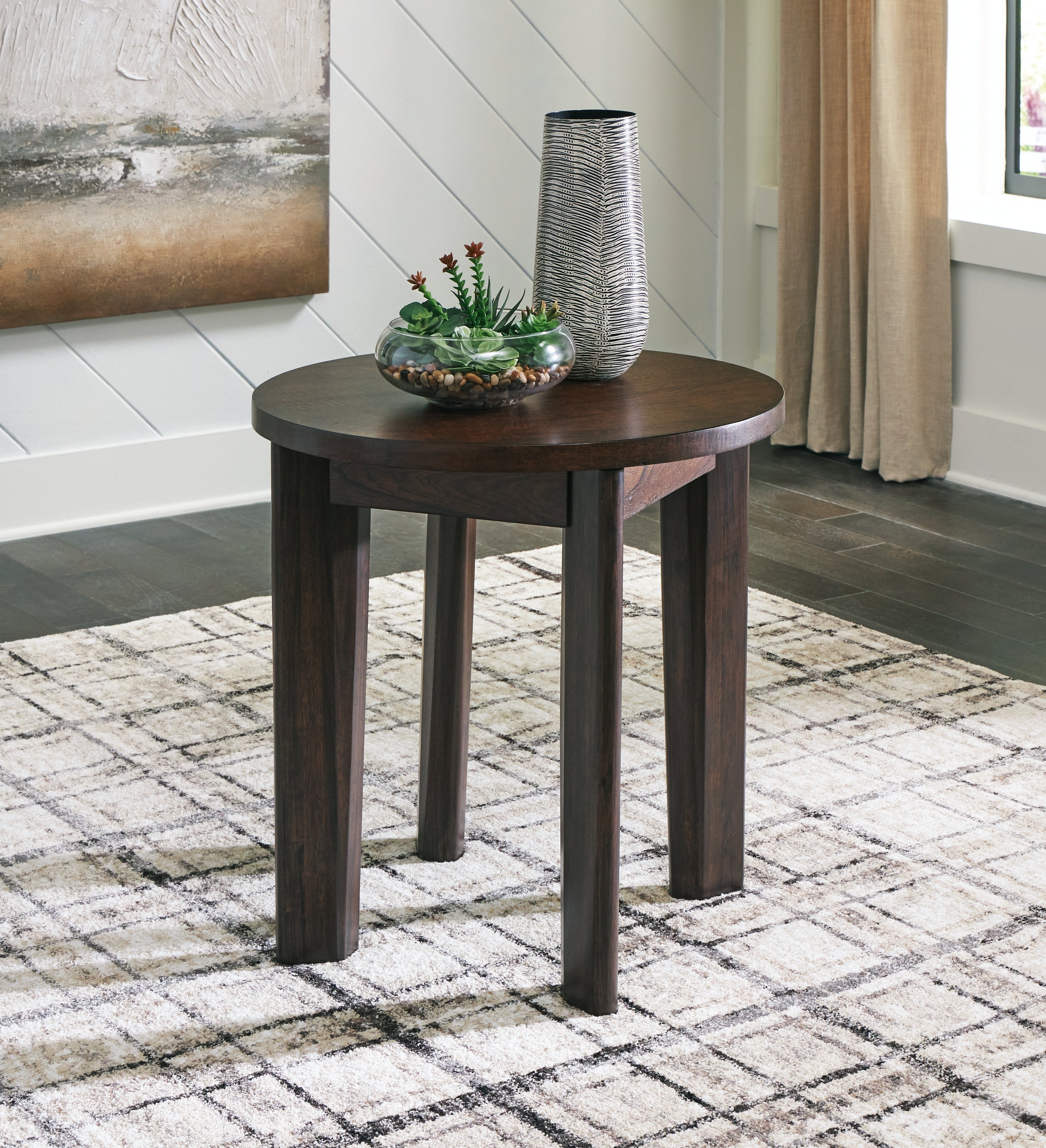 Tampa Furniture Outlet Lutz - Ashley Furniture - Korestone 2 End Table - Round End Table / Dark Brown - T657-6