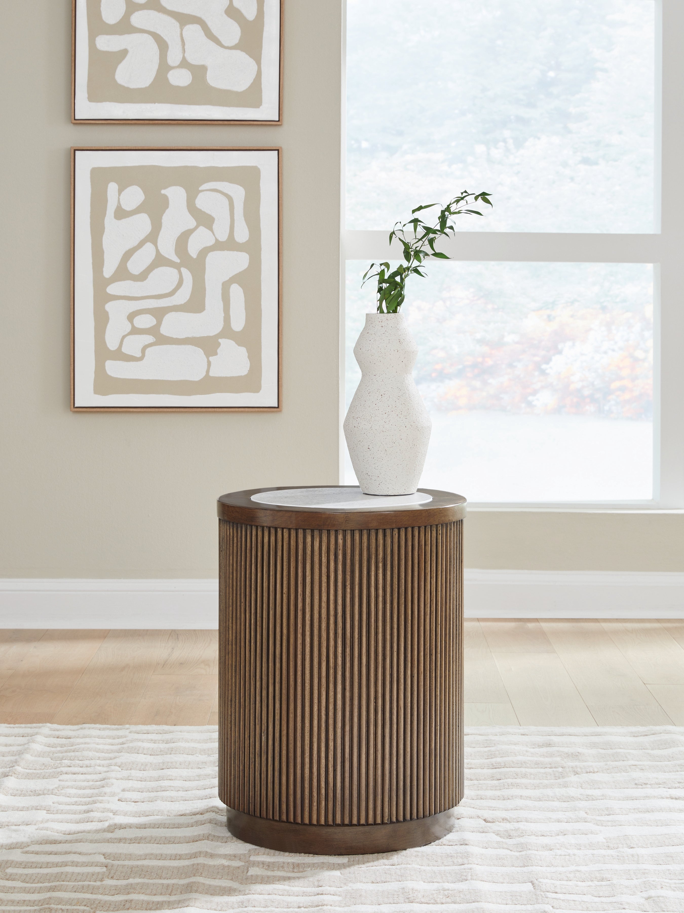 Tampa Furniture Outlet Lutz - Ashley Furniture - Hadonna End Table - Round End Table - T658-6