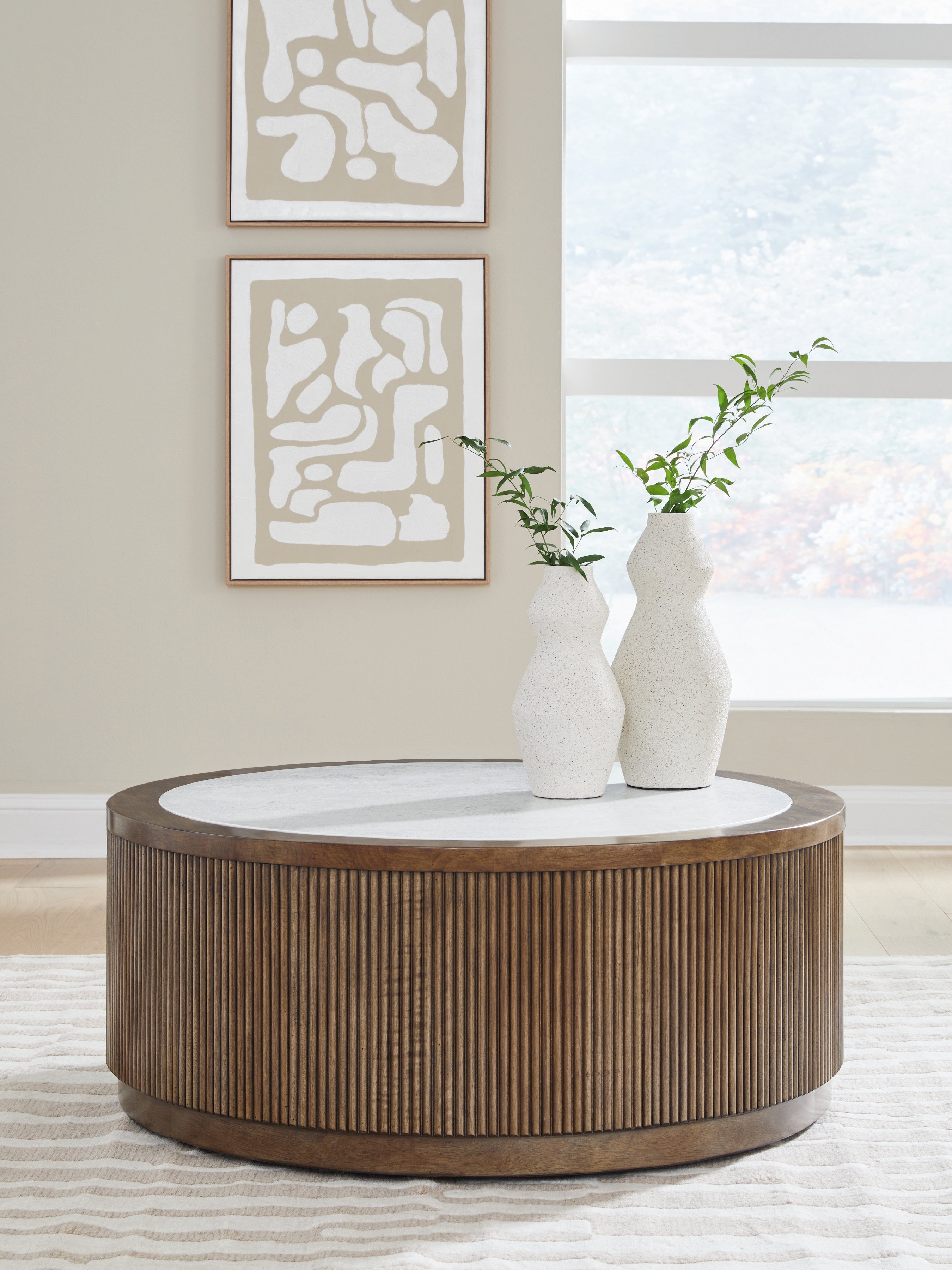 Tampa Furniture Outlet Lutz - Ashley Furniture - Hadonna Coffee Table - Round Cocktail Table - T658-8