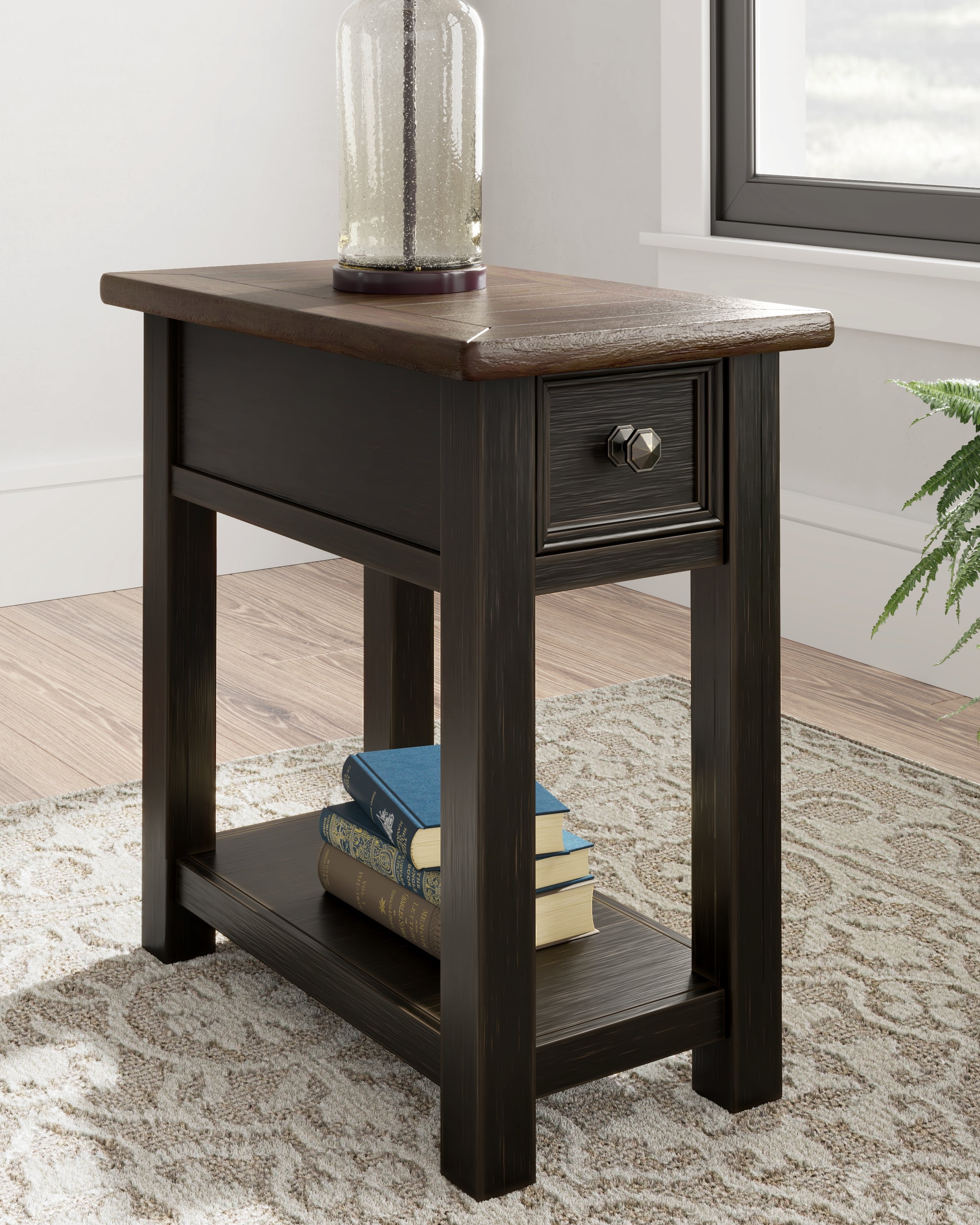 Tampa Furniture Outlet Lutz - Ashley Furniture - Tyler Creek Chairside End Table - Chair Side End Table / Grayish Brown/Black - T736-107