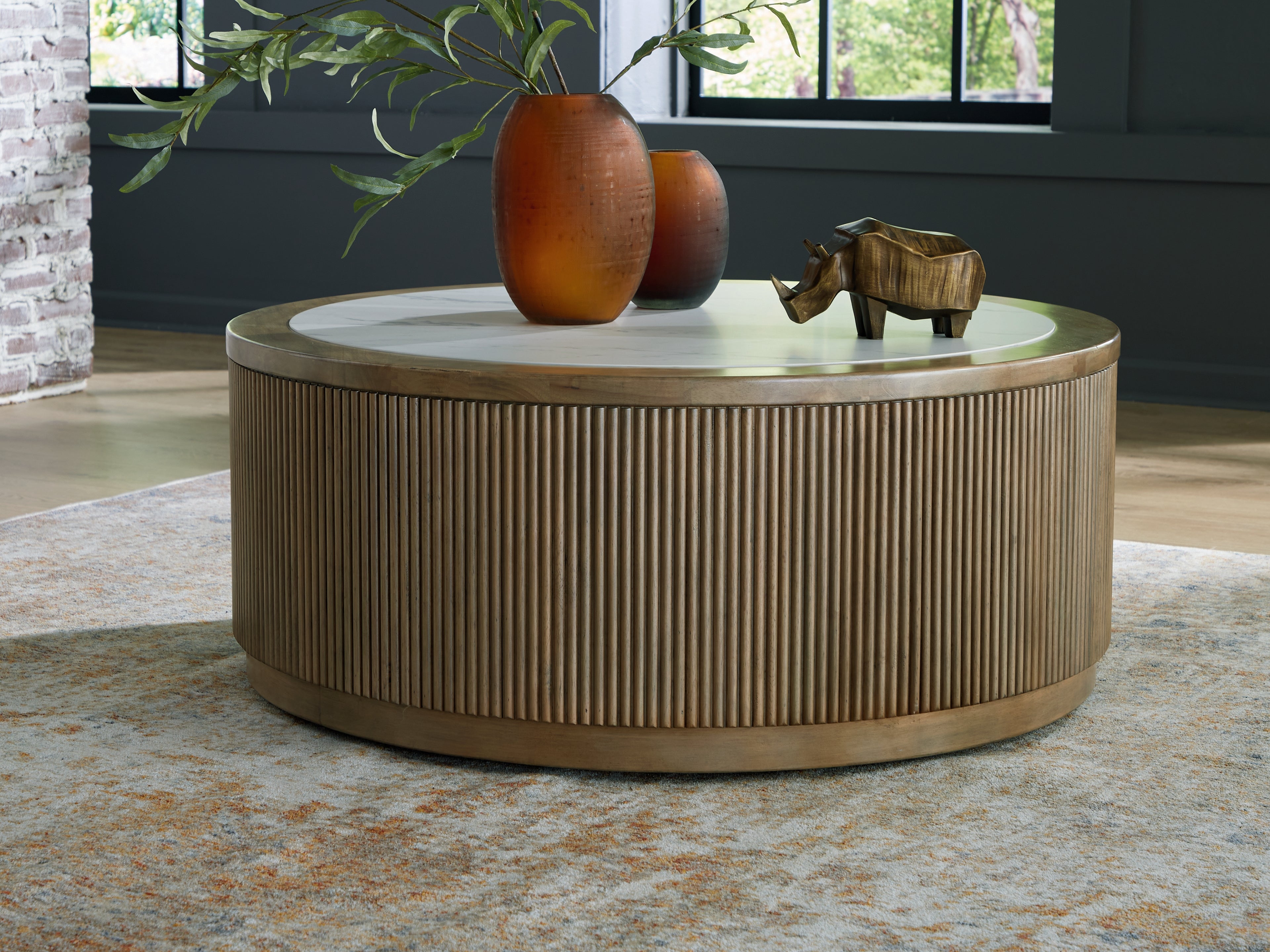 Tampa Furniture Outlet Lutz - Ashley Furniture - Camdill Coffee Table - Round Cocktail Table / Light Brown/White - T808-8