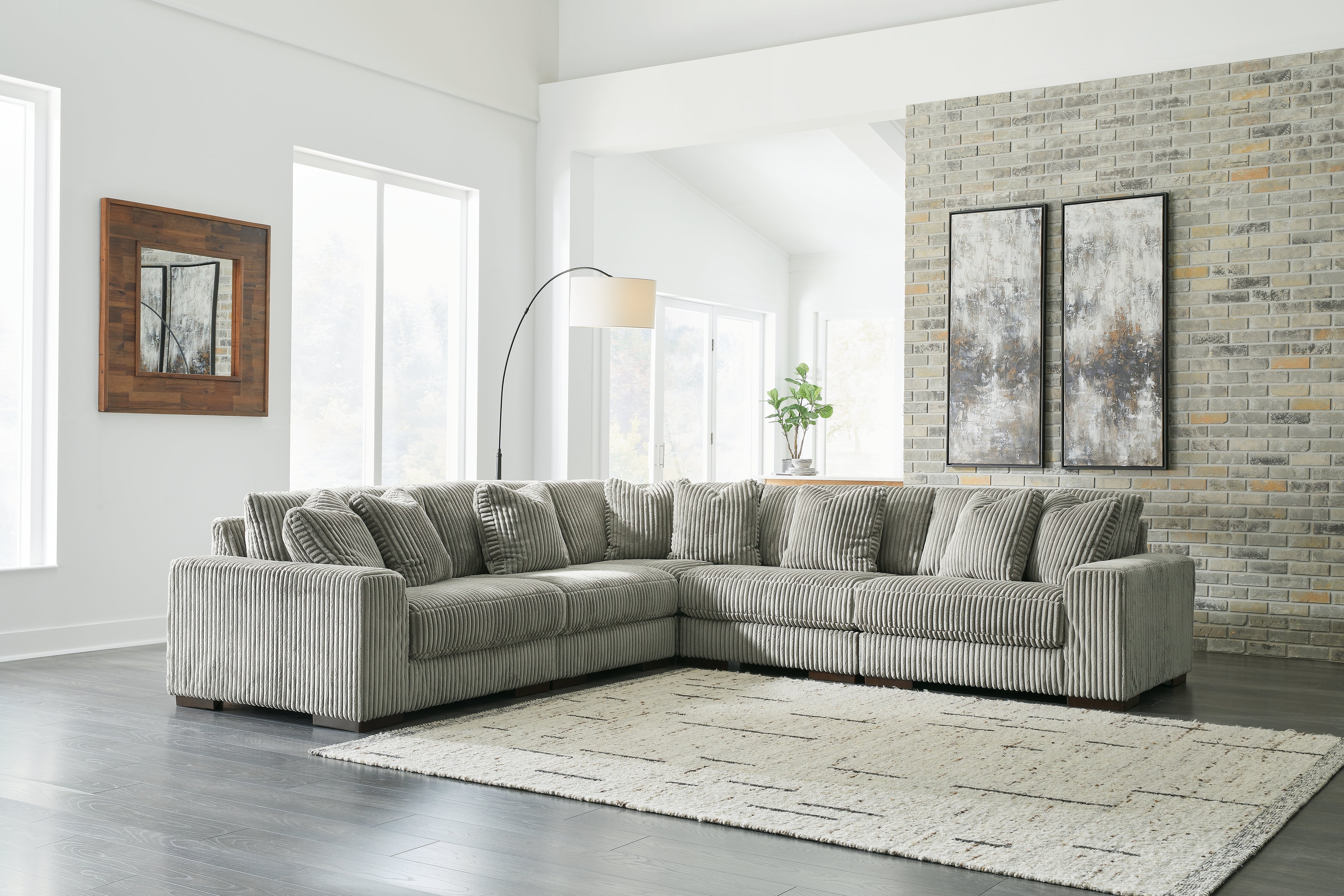 Tampa Furniture Outlet Lutz - Ashley Furniture - Lindyn Sectional - RAF 5-Piece Sectional / Fog - 21105S5