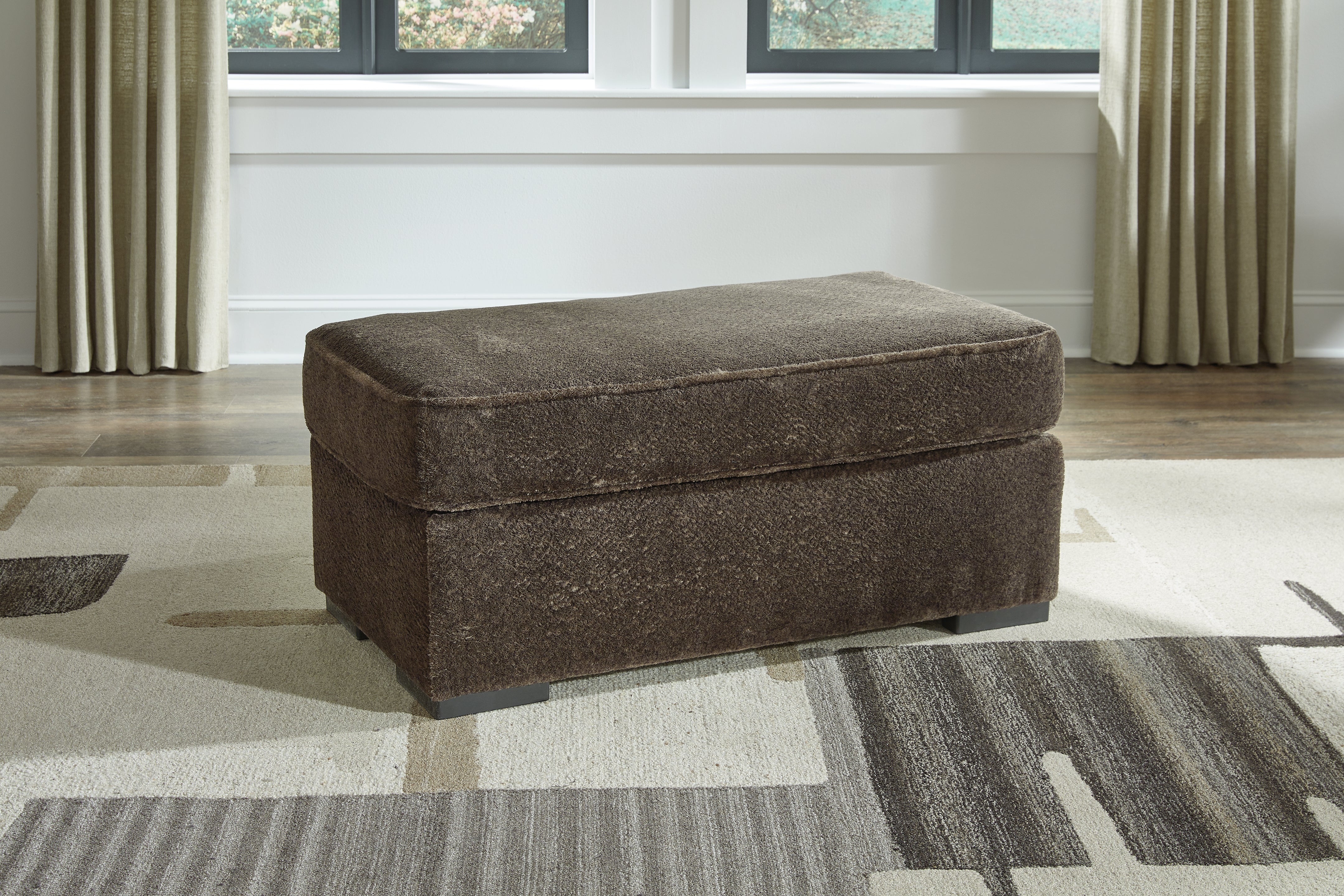 Tampa Furniture Outlet Lutz - Ashley Furniture - Aylesworth Living Room - Ottoman / Chocolate - 5370214