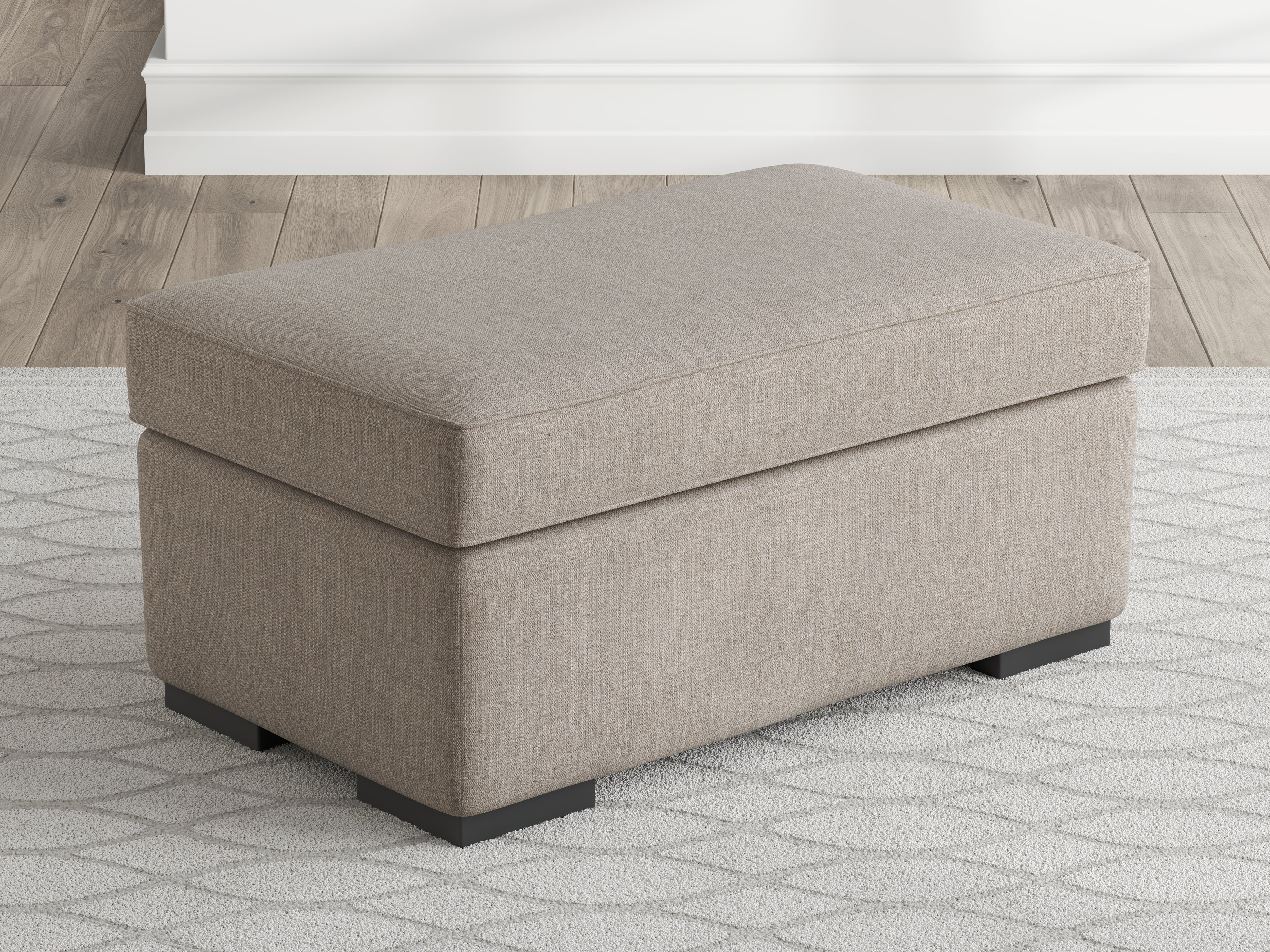 Sararose Living Room