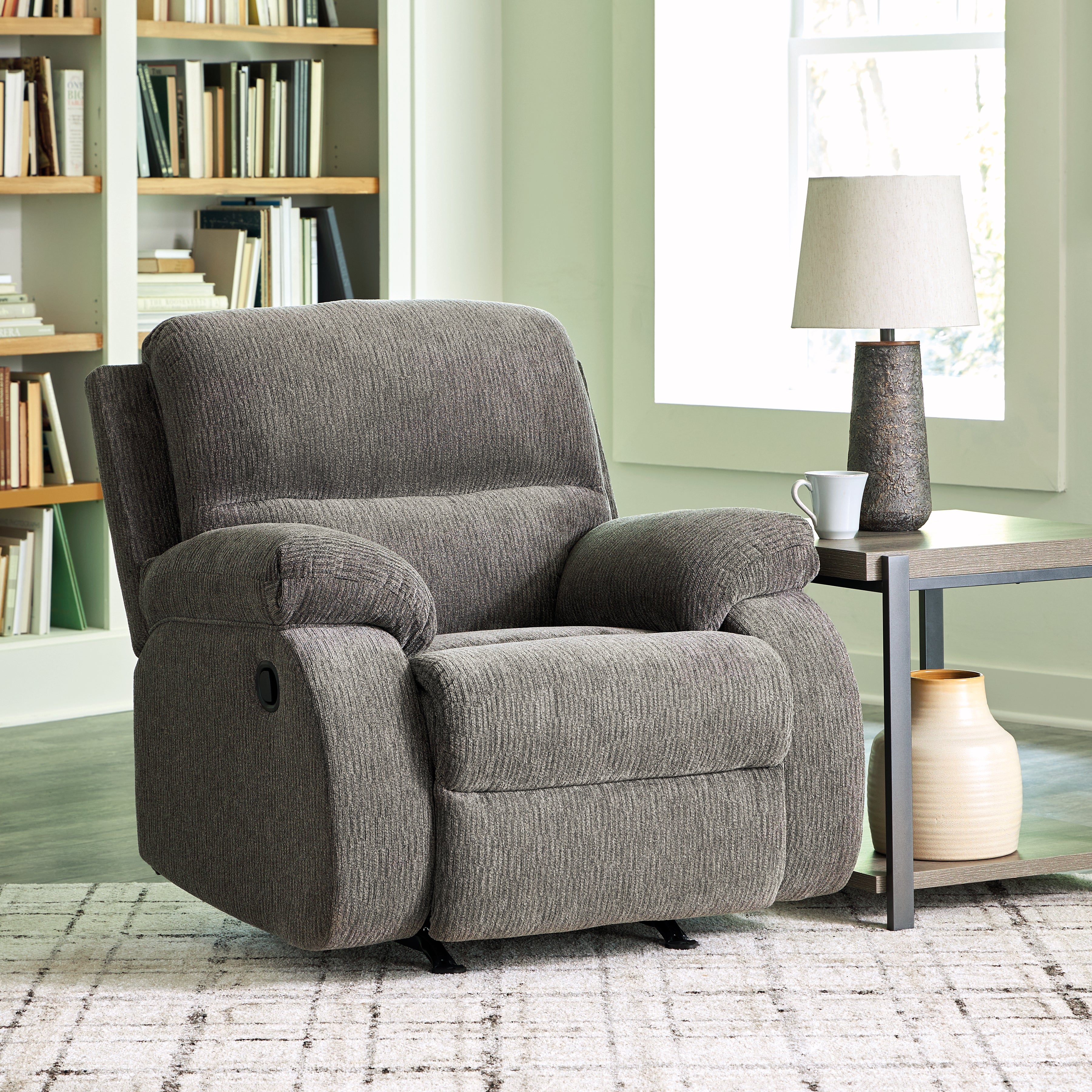 Tampa Furniture Outlet Lutz - Ashley Furniture - Scranto Living Room - Rocker Recliner / Brindle - 6650225
