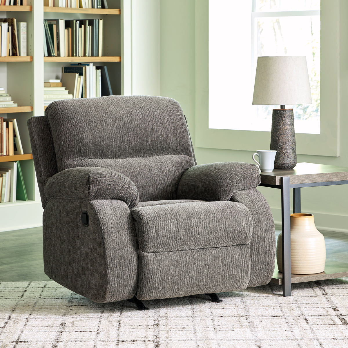 Tampa Furniture Outlet Lutz - Ashley Furniture - Scranto Living Room - Rocker Recliner / Brindle - 6650225