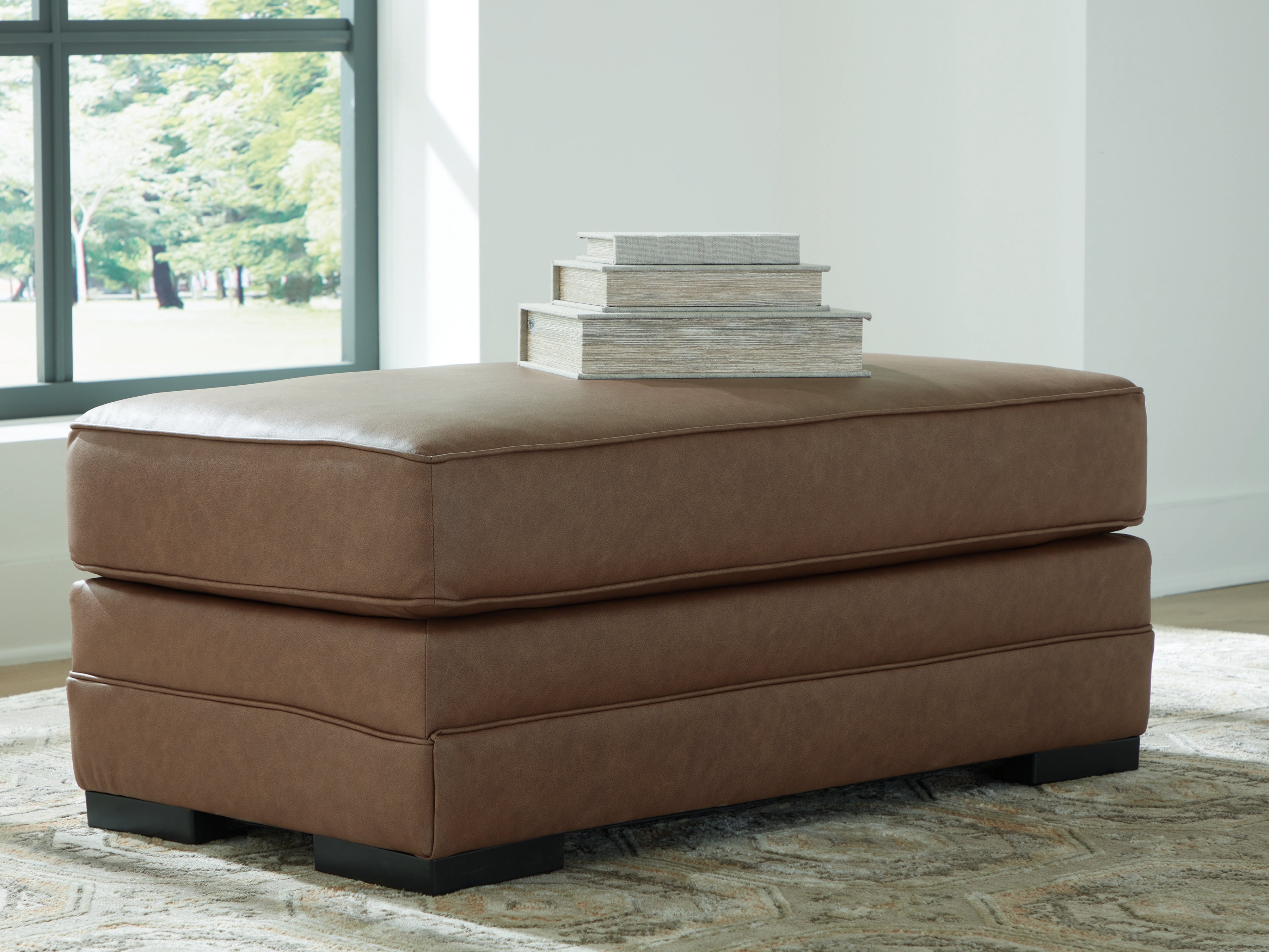Tampa Furniture Outlet Lutz - Ashley Furniture - VillaCourt Living Room - Ottoman / Caramel - 7490914