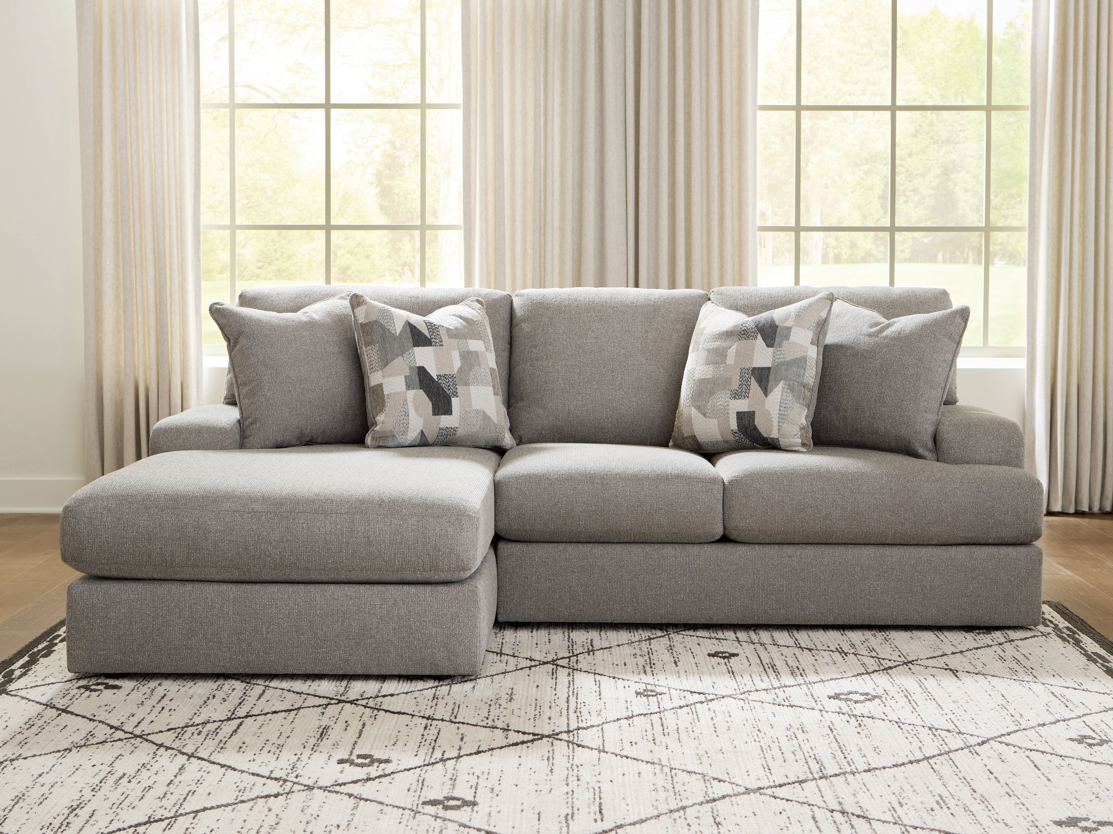 Tampa Furniture Outlet Lutz - Ashley Furniture - Lindon Sectional - 2-Piece Sectional with Chaise / Smoke - 84704S1