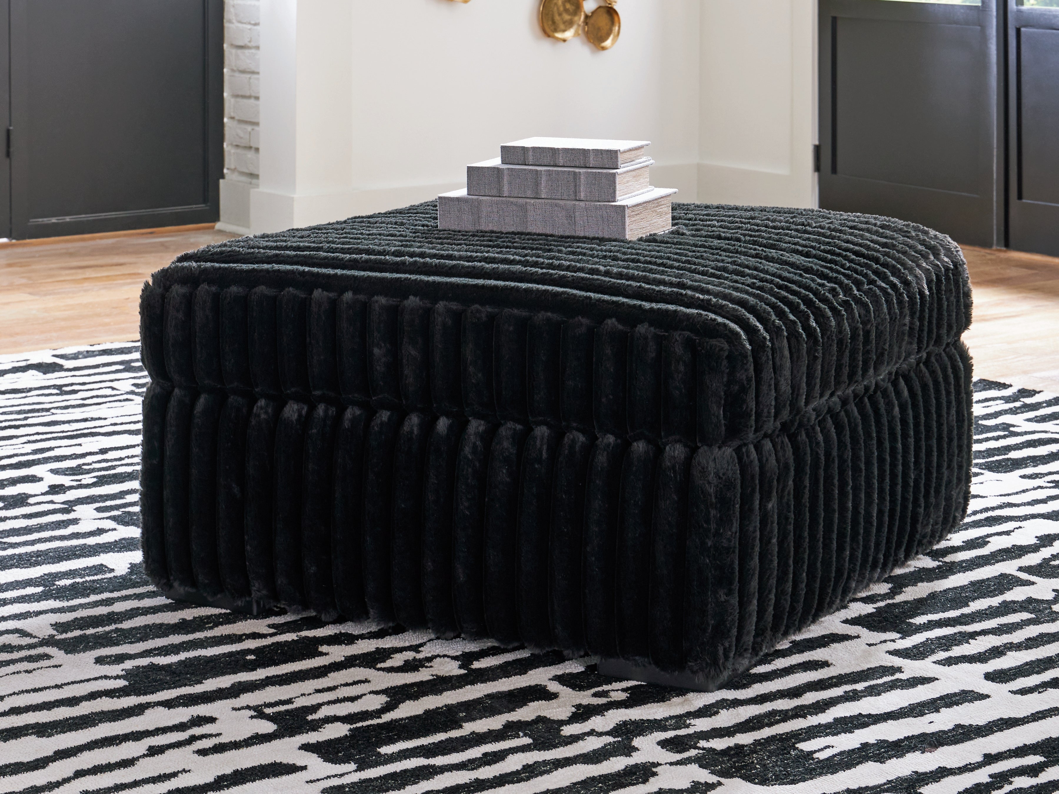 Tampa Furniture Outlet Lutz - Ashley Furniture - Midnight-Madness Living Room - Oversized Accent Ottoman / Onyx - 9810308