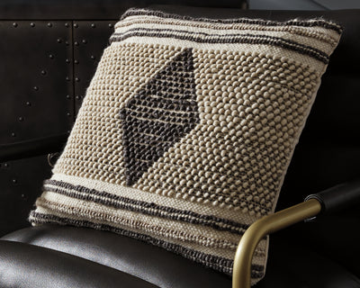 Tampa Furniture Outlet Lutz - Ashley Furniture - Ricker Pillows - Pillow (4/CS) / Gray/Cream - A1000804