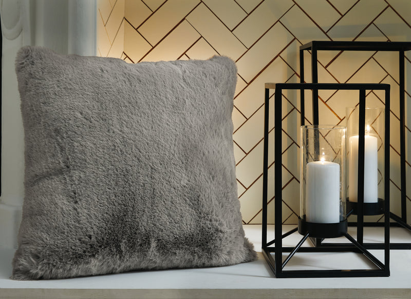 Tampa Furniture Outlet Lutz - Ashley Furniture - Gariland Pillows - Pillow / Gray - A1000868P