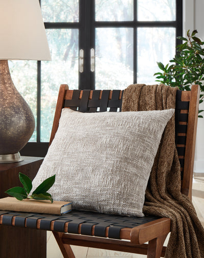 Tampa Furniture Outlet Lutz - Ashley Furniture - Carddon Pillows - Pillow / Brown/White - A1000971P