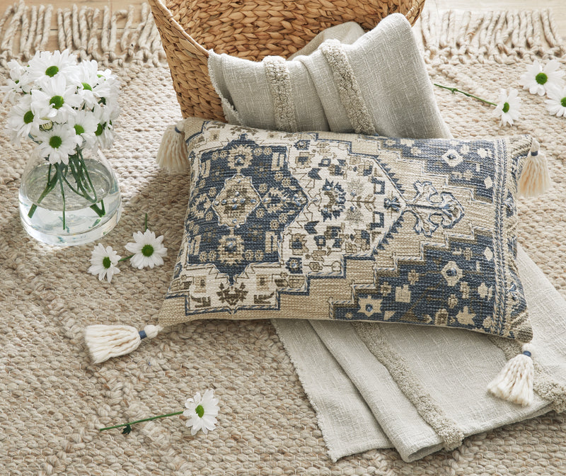 Tampa Furniture Outlet Lutz - Ashley Furniture - Winbury Pillows - Pillow / Blue/Tan/White - A1001035P